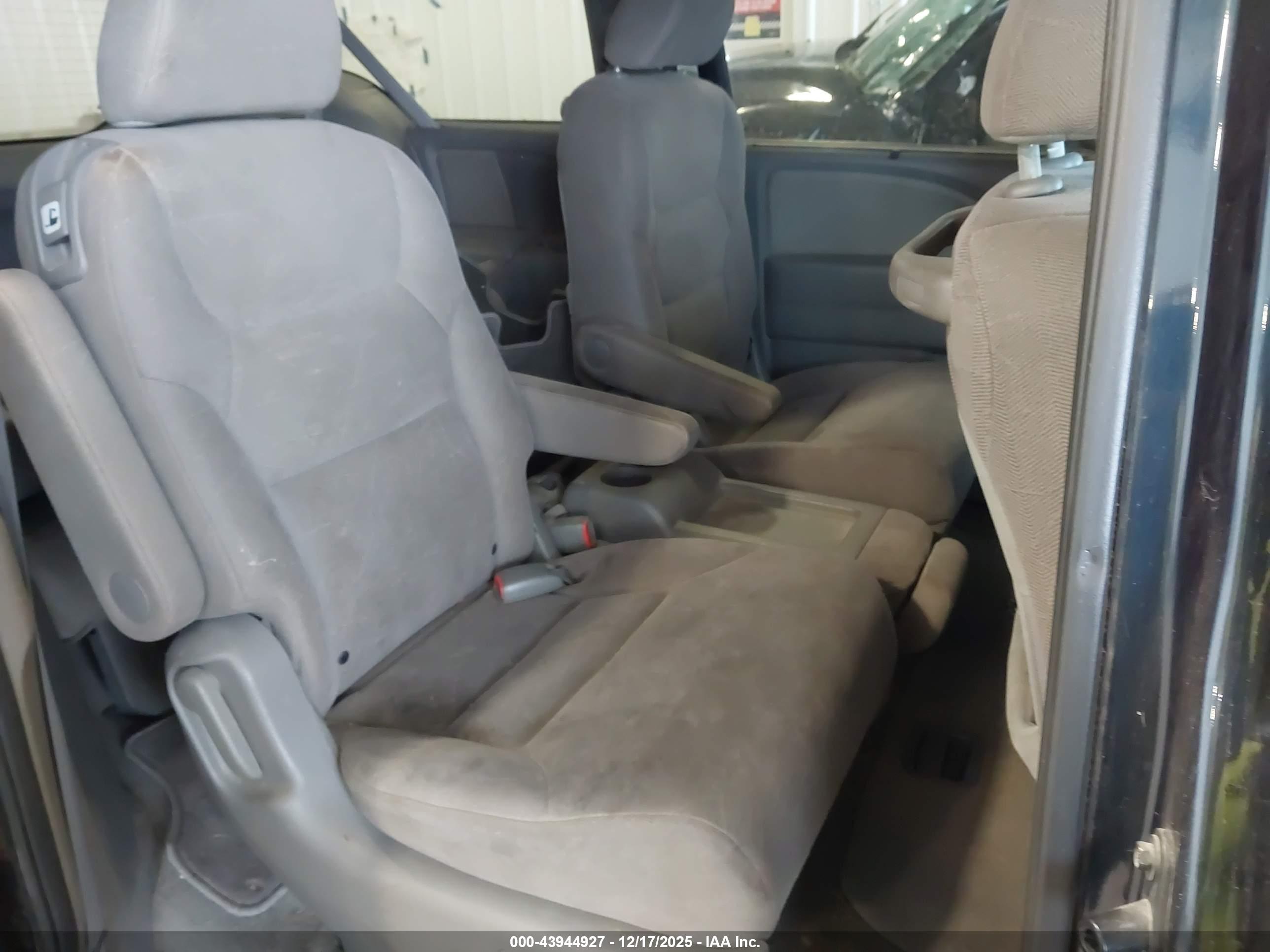 HONDA ODYSSEY image 8