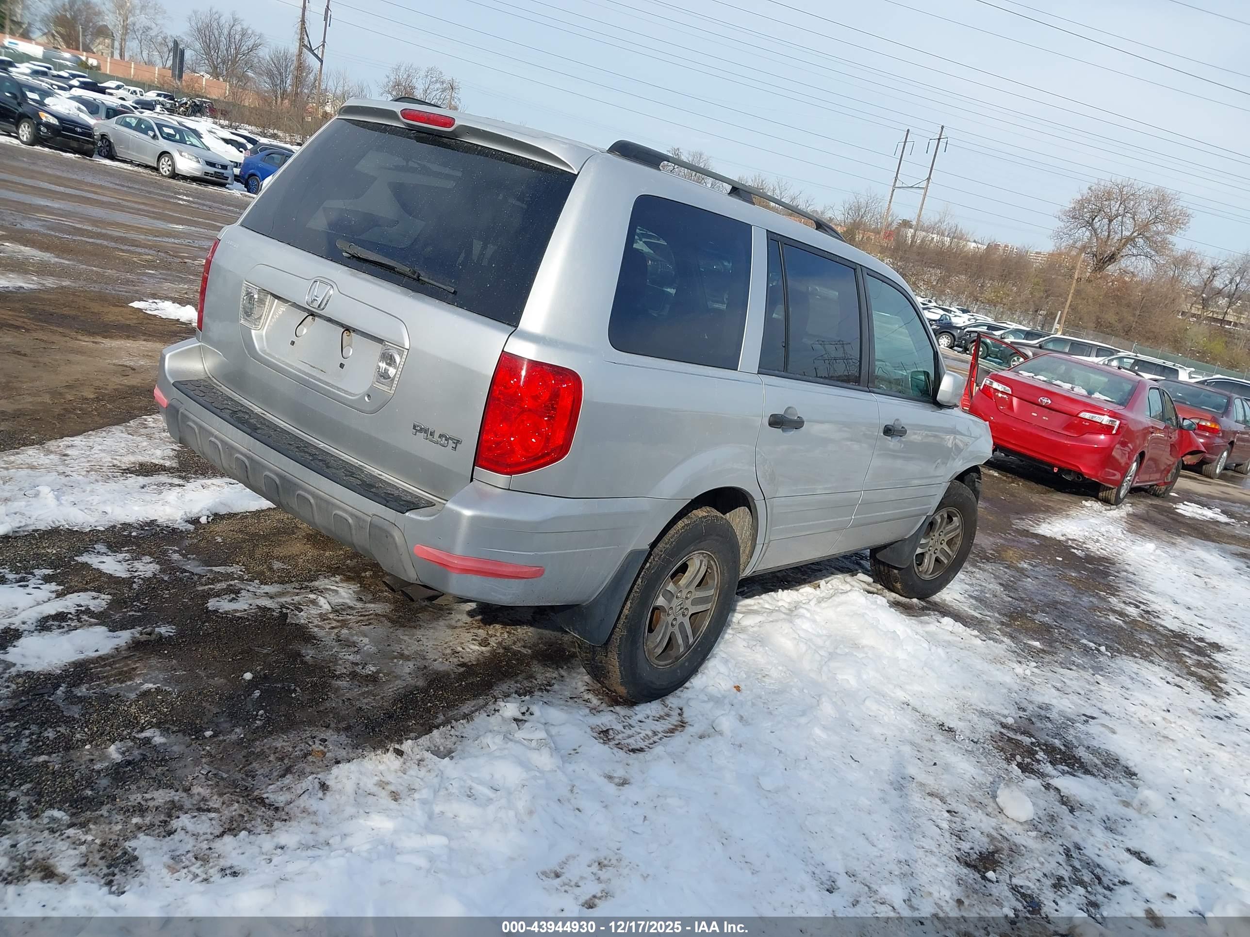 HONDA PILOT image 4