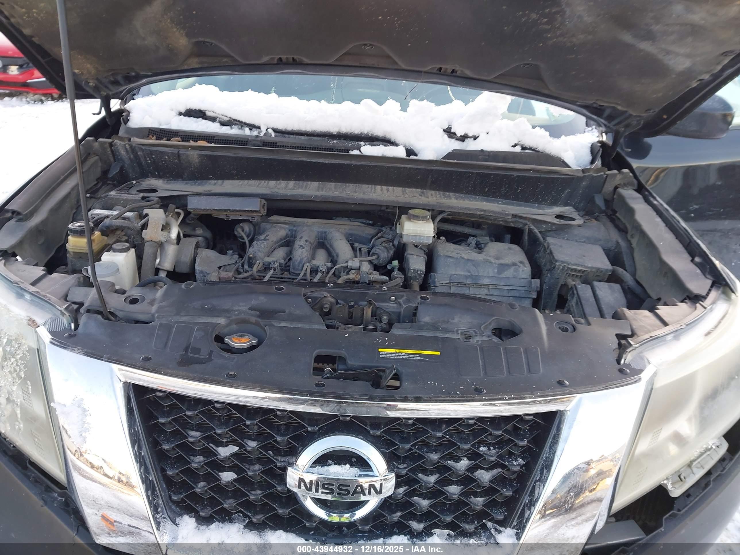 NISSAN PATHFINDER image 10