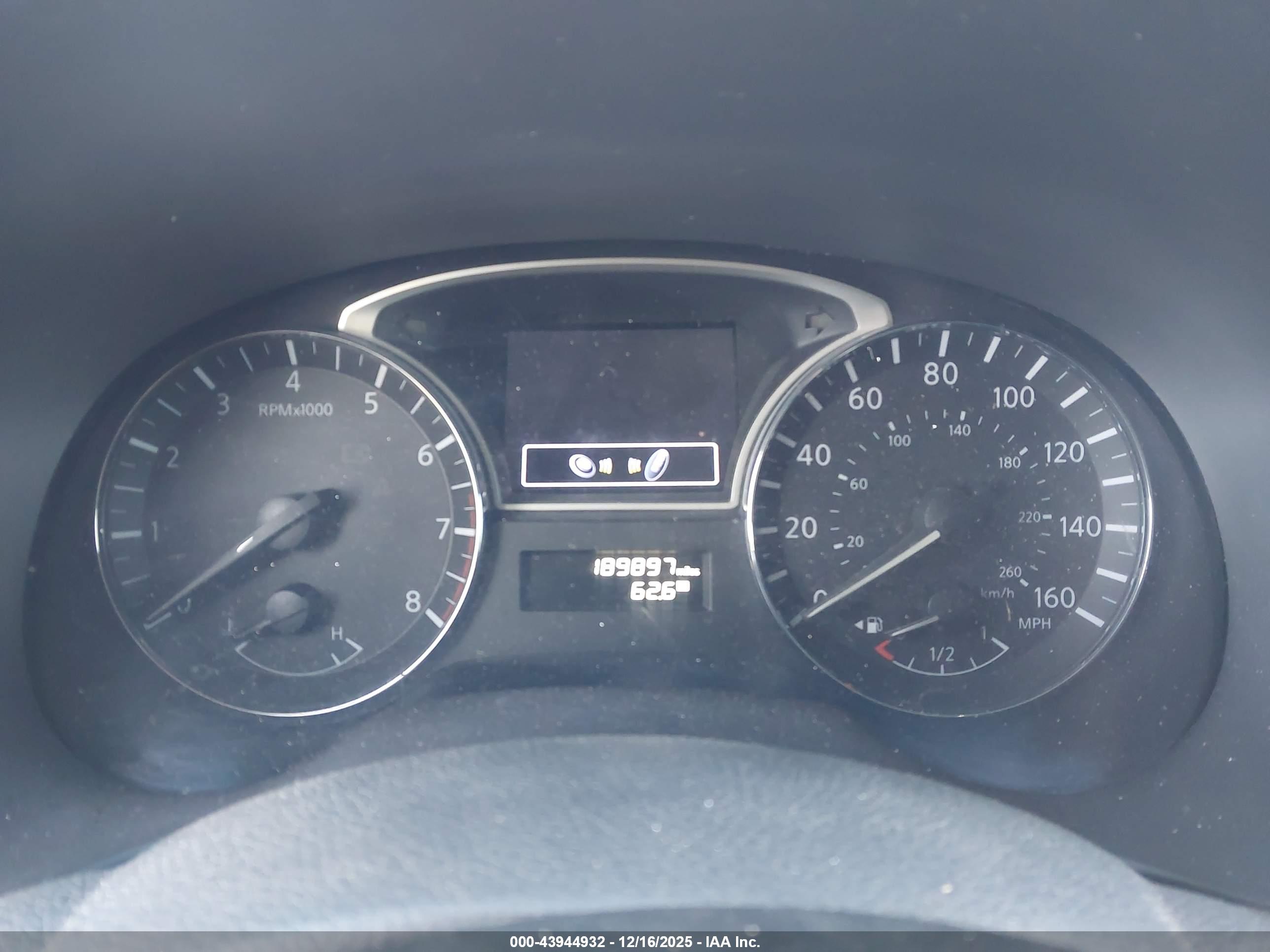 NISSAN PATHFINDER image 7