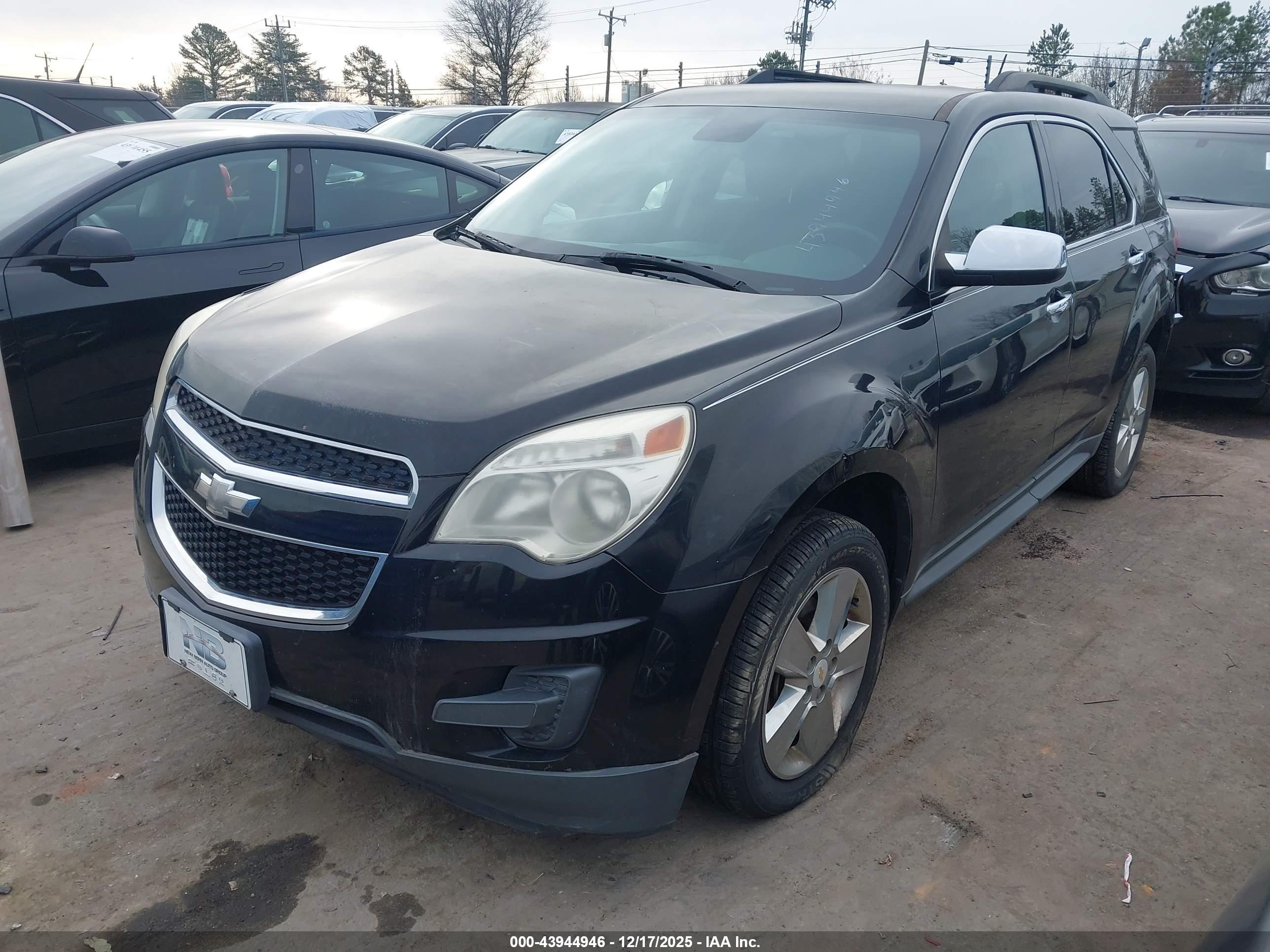 CHEVROLET EQUINOX image 2
