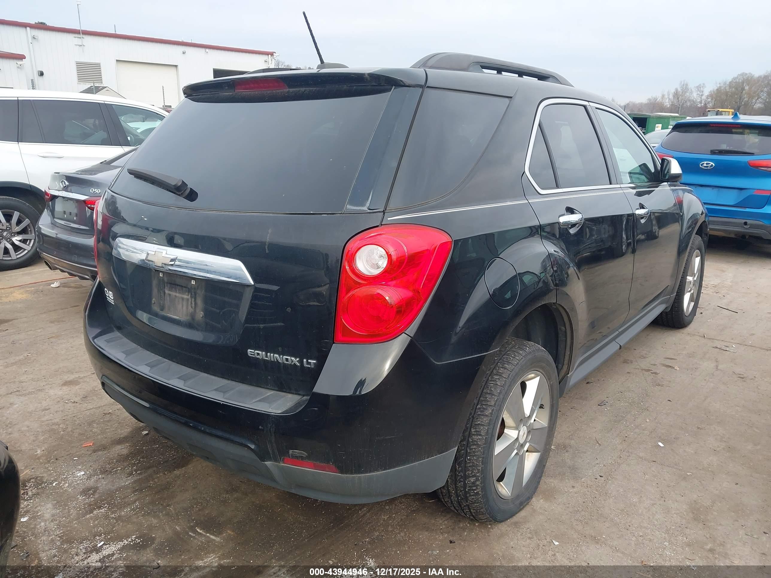 CHEVROLET EQUINOX image 4
