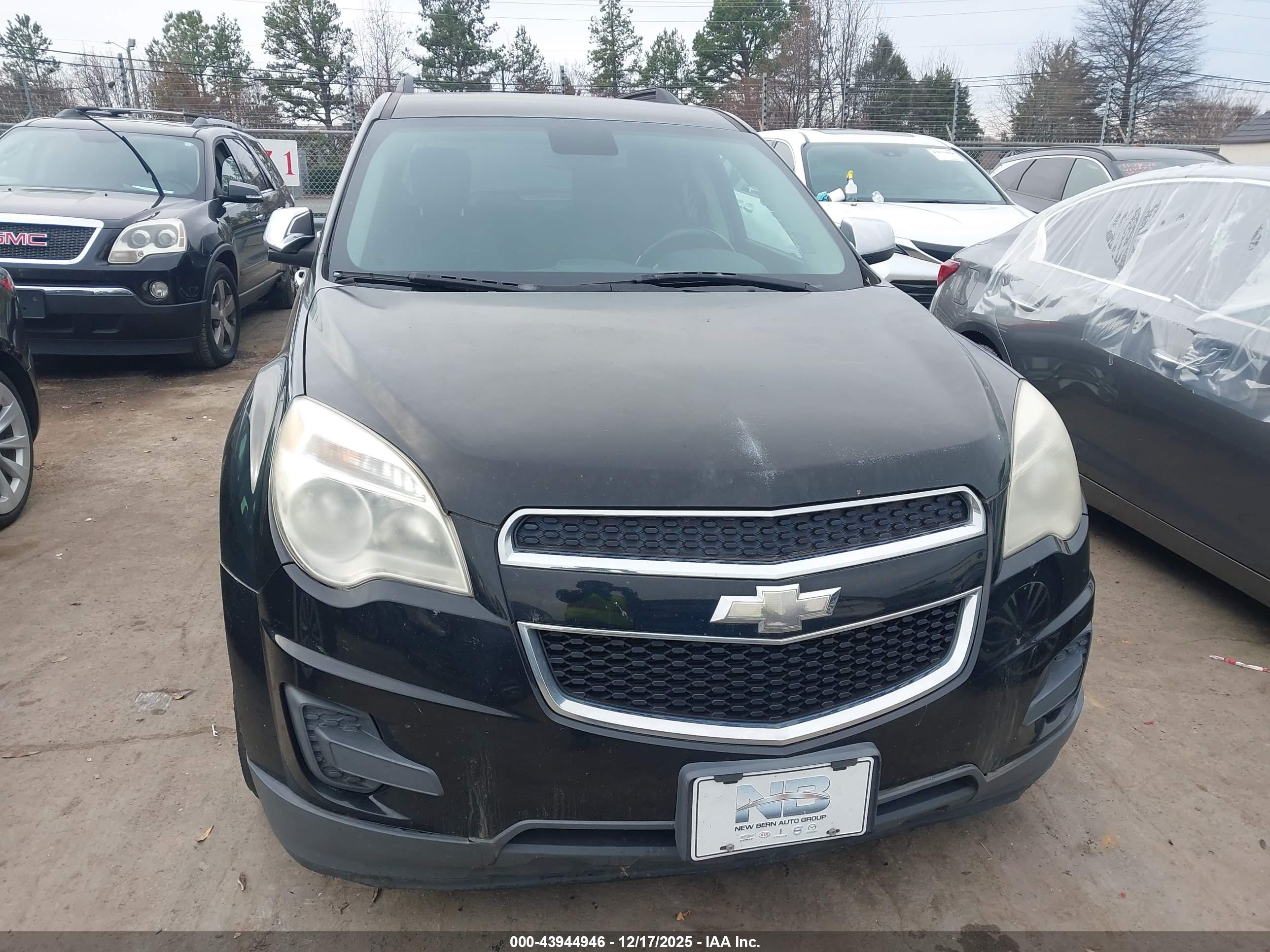 CHEVROLET EQUINOX image 6