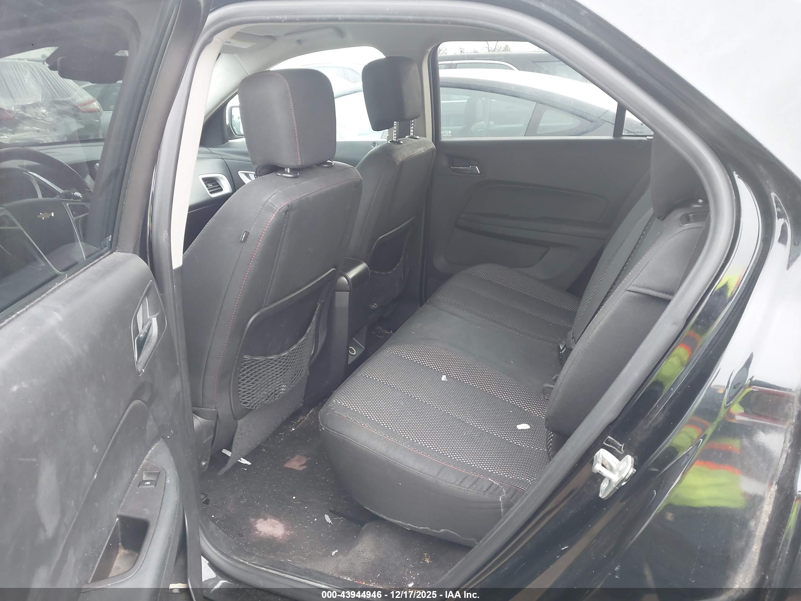 CHEVROLET EQUINOX image 8