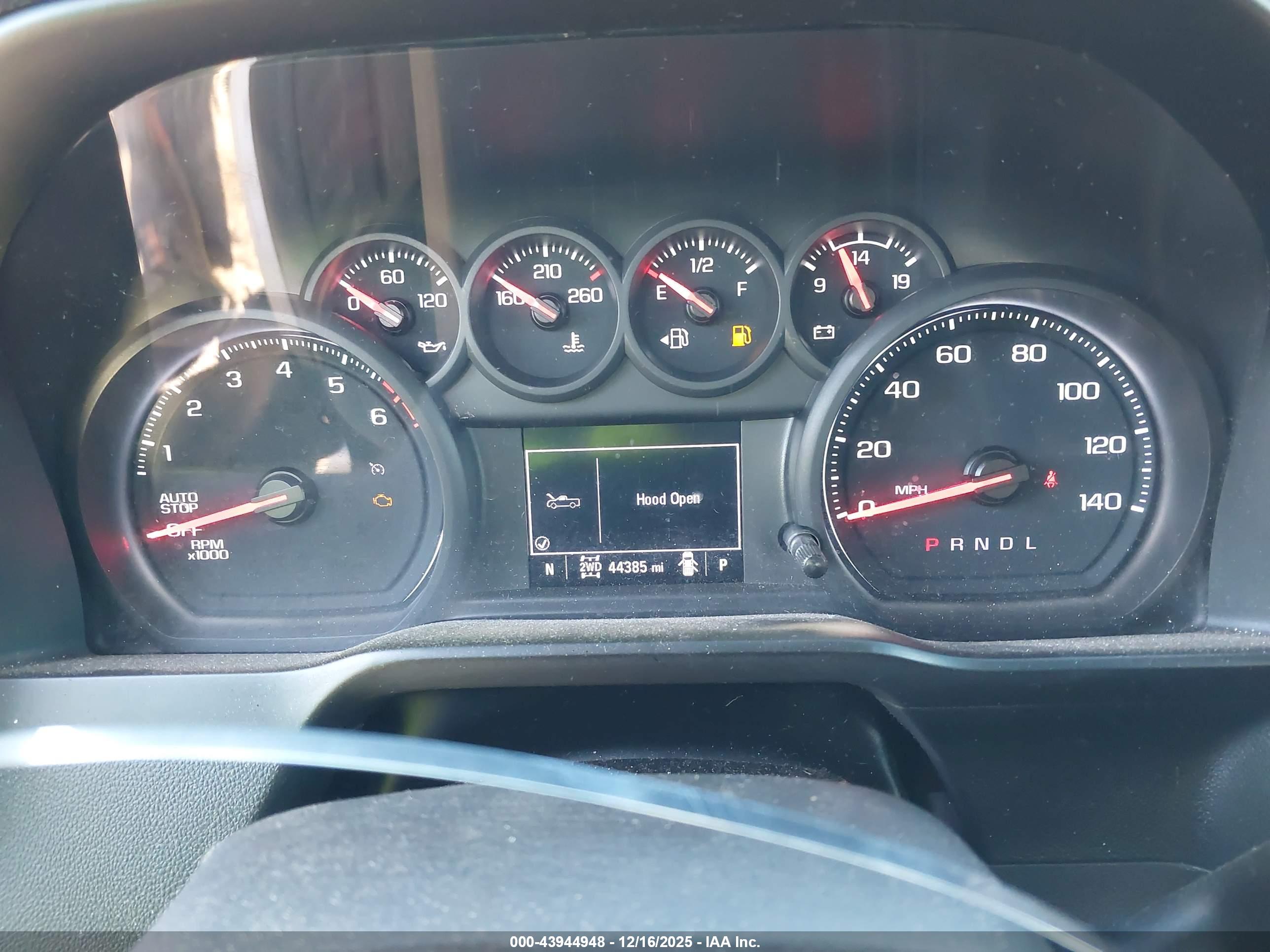 CHEVROLET SILVERADO image 7