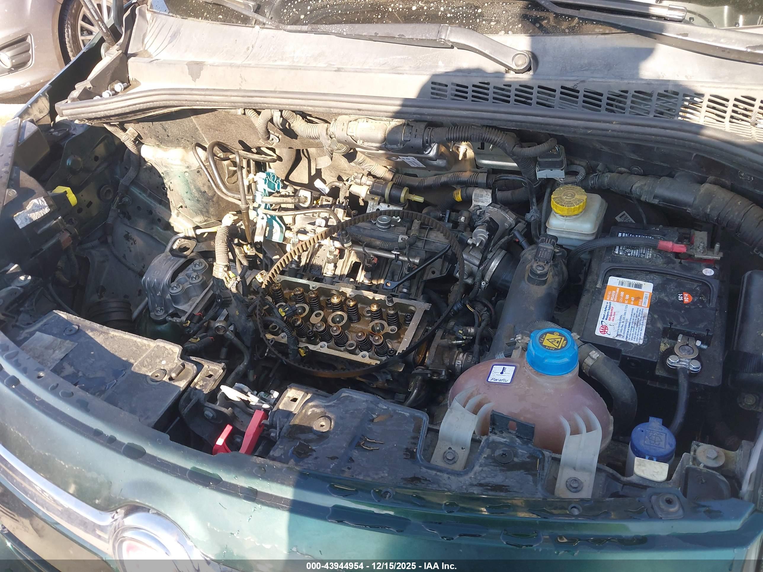 FIAT 500L image 10