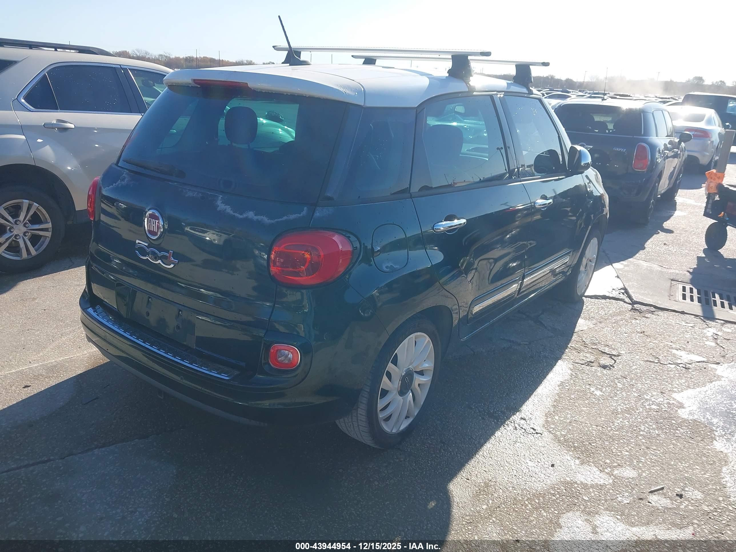 FIAT 500L image 4
