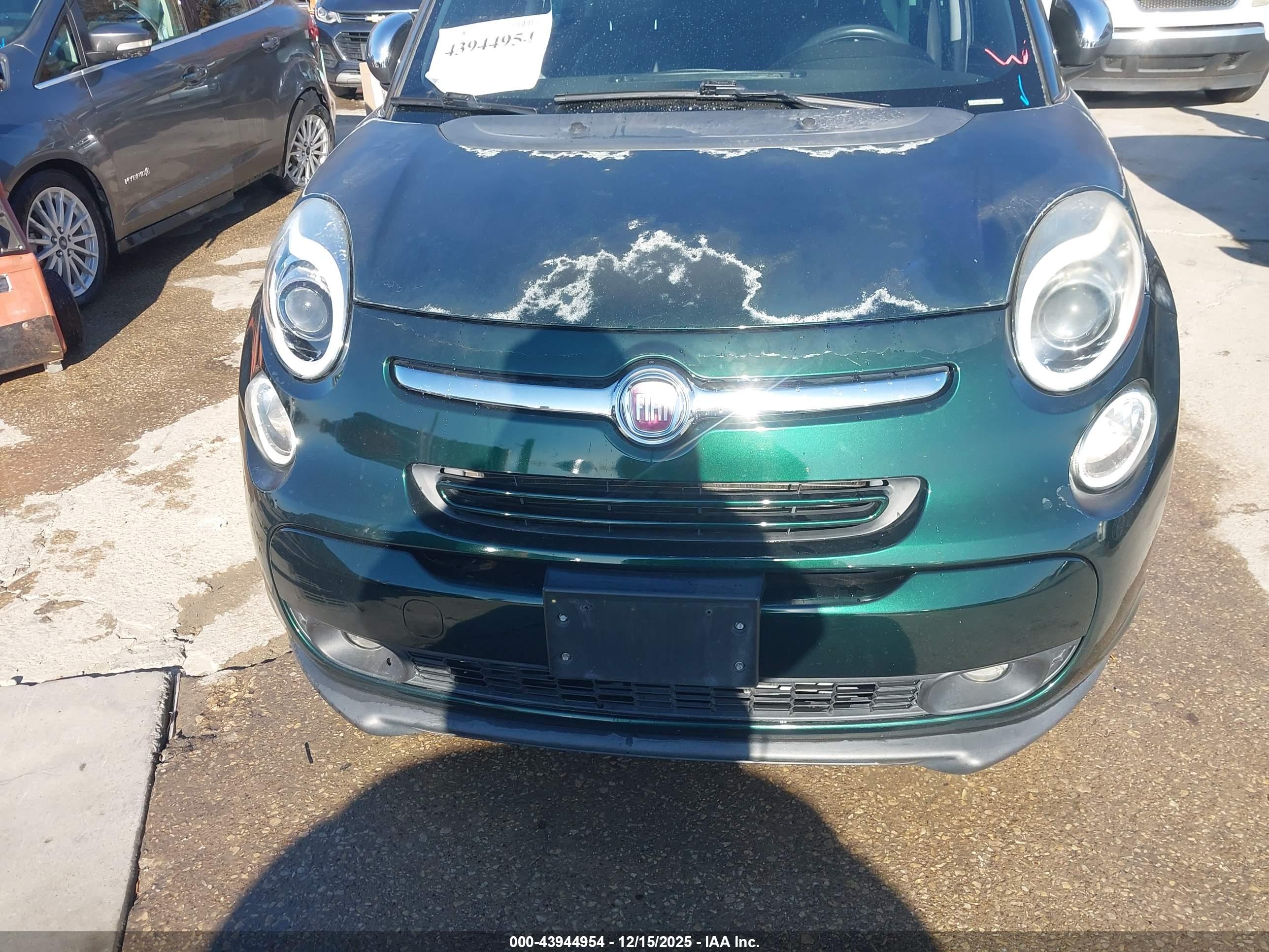 FIAT 500L image 6