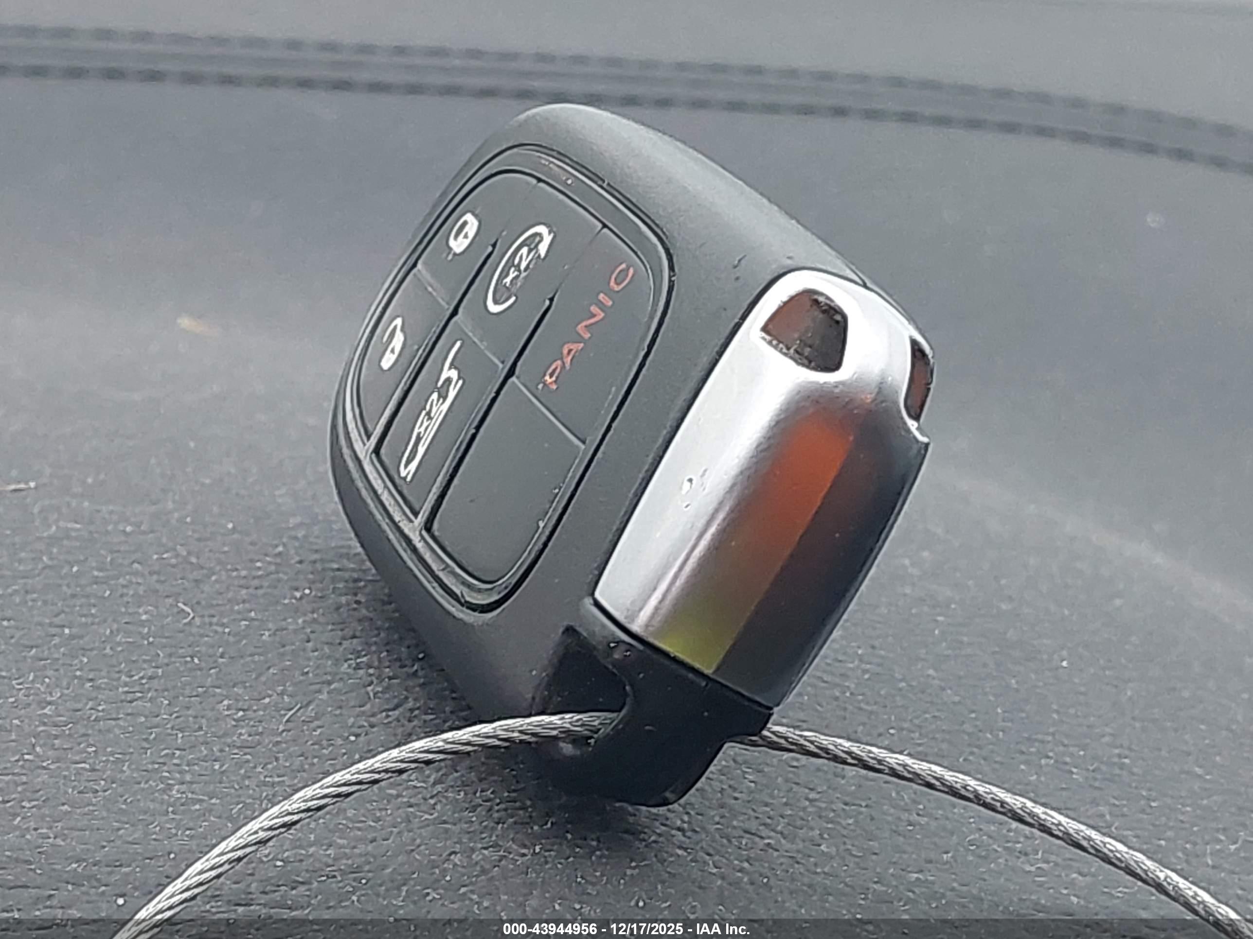 JEEP CHEROKEE image 11