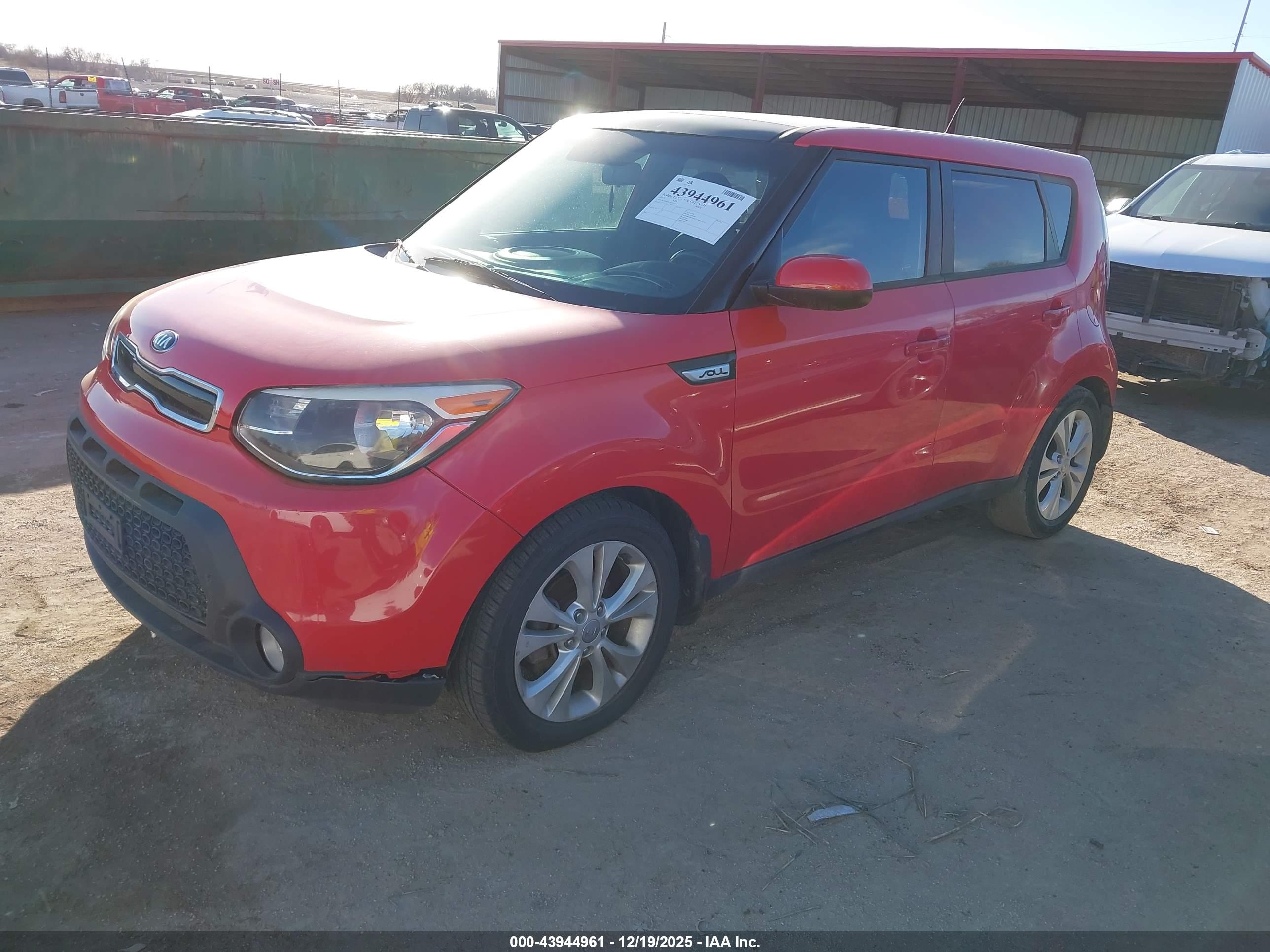 KIA SOUL image 2