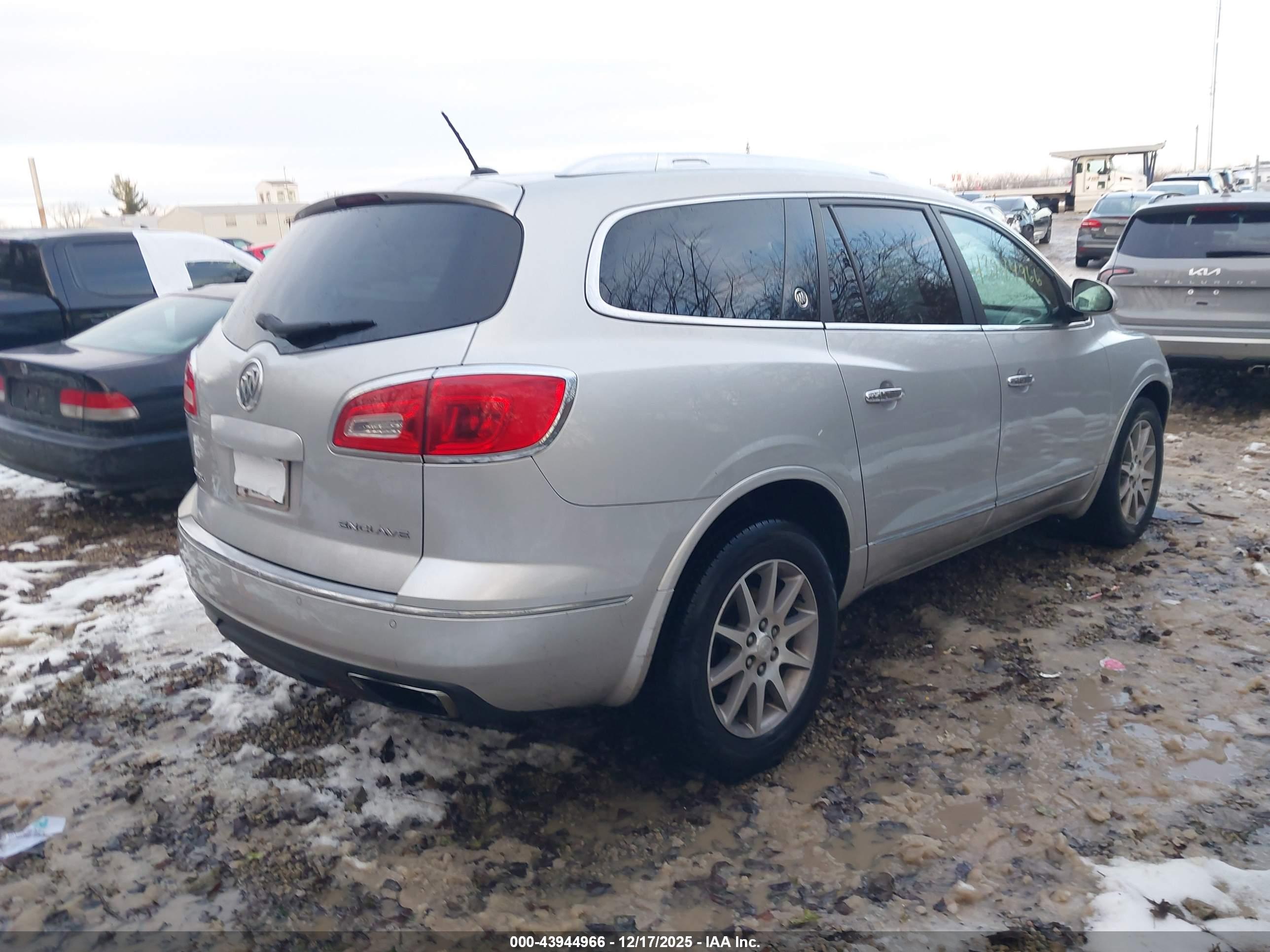 BUICK ENCLAVE image 4