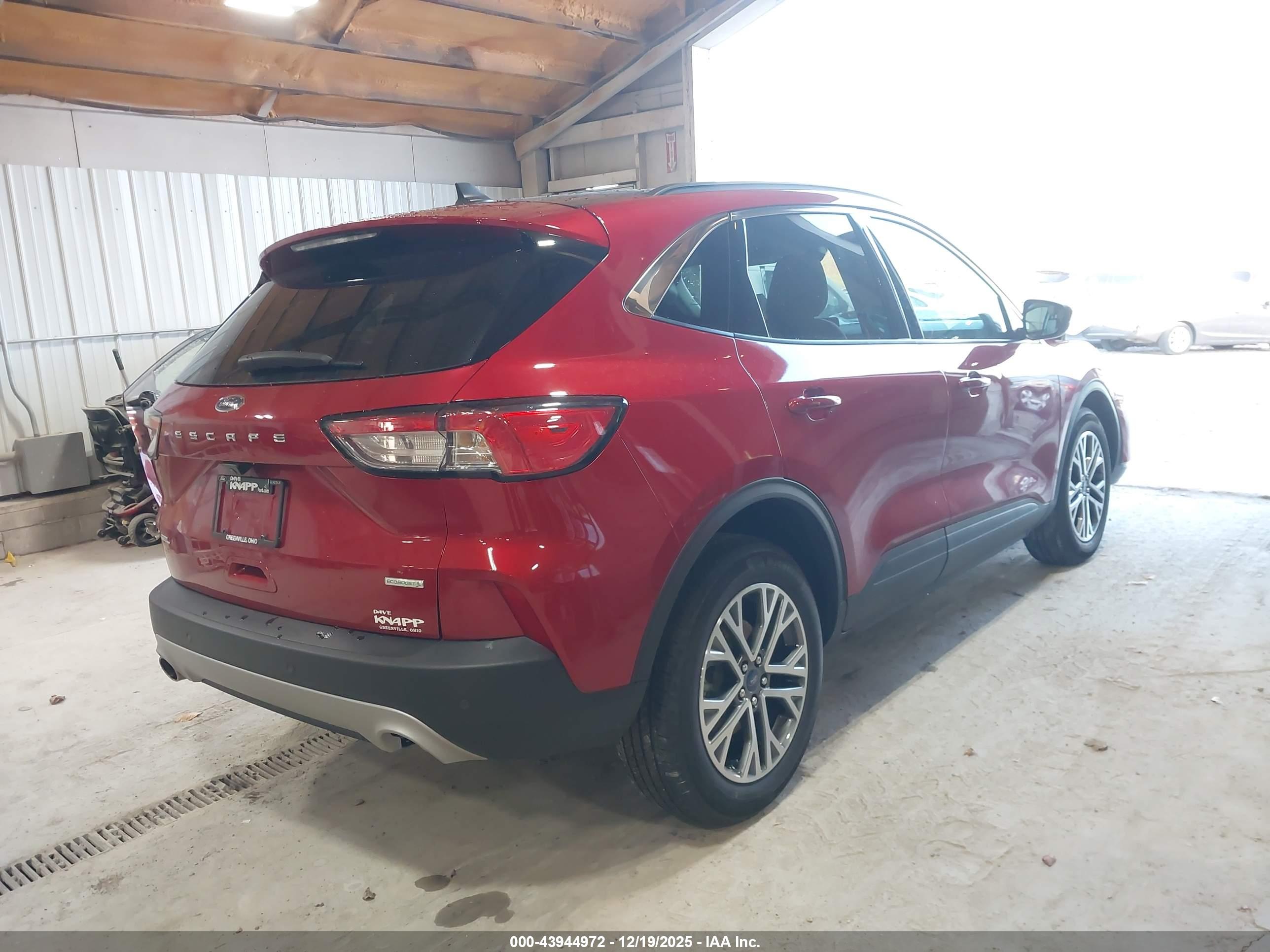 FORD ESCAPE image 4