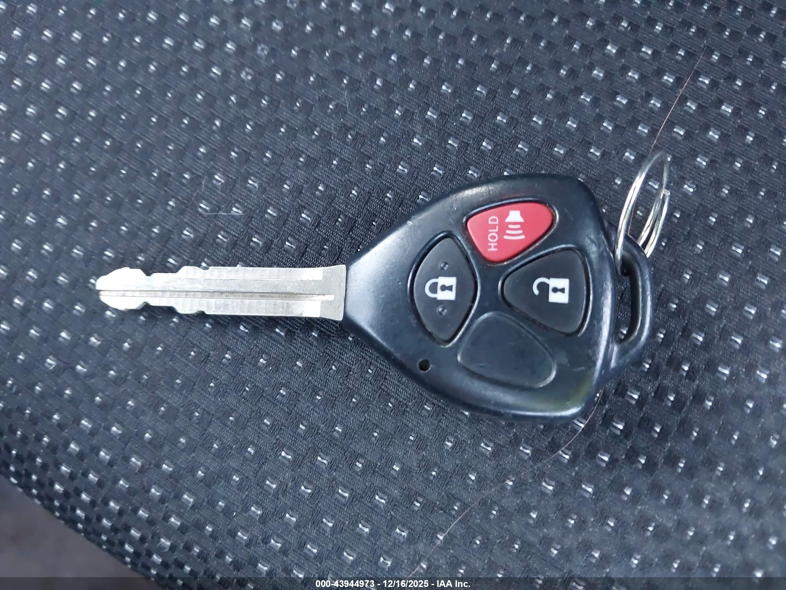 PONTIAC VIBE image 11