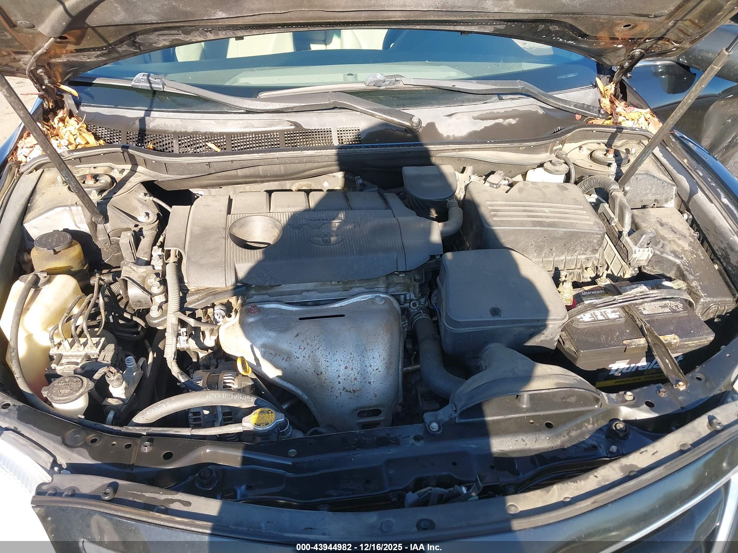 TOYOTA CAMRY image 10