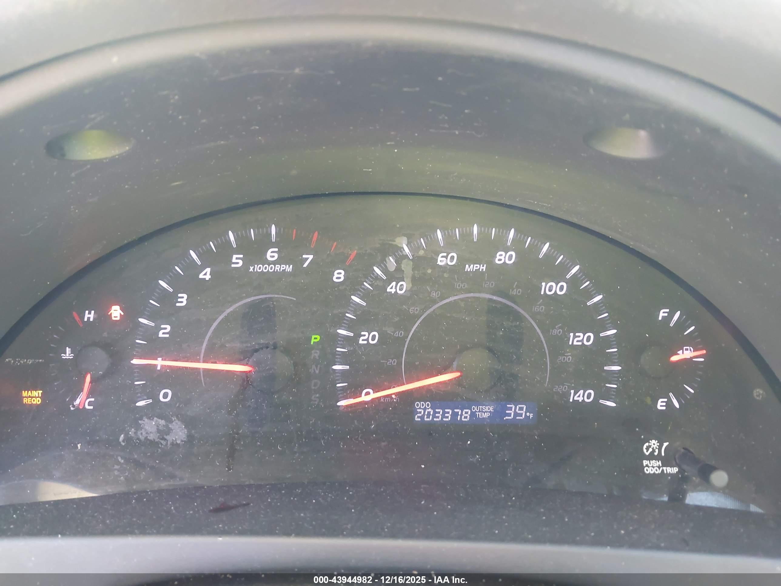 TOYOTA CAMRY image 7