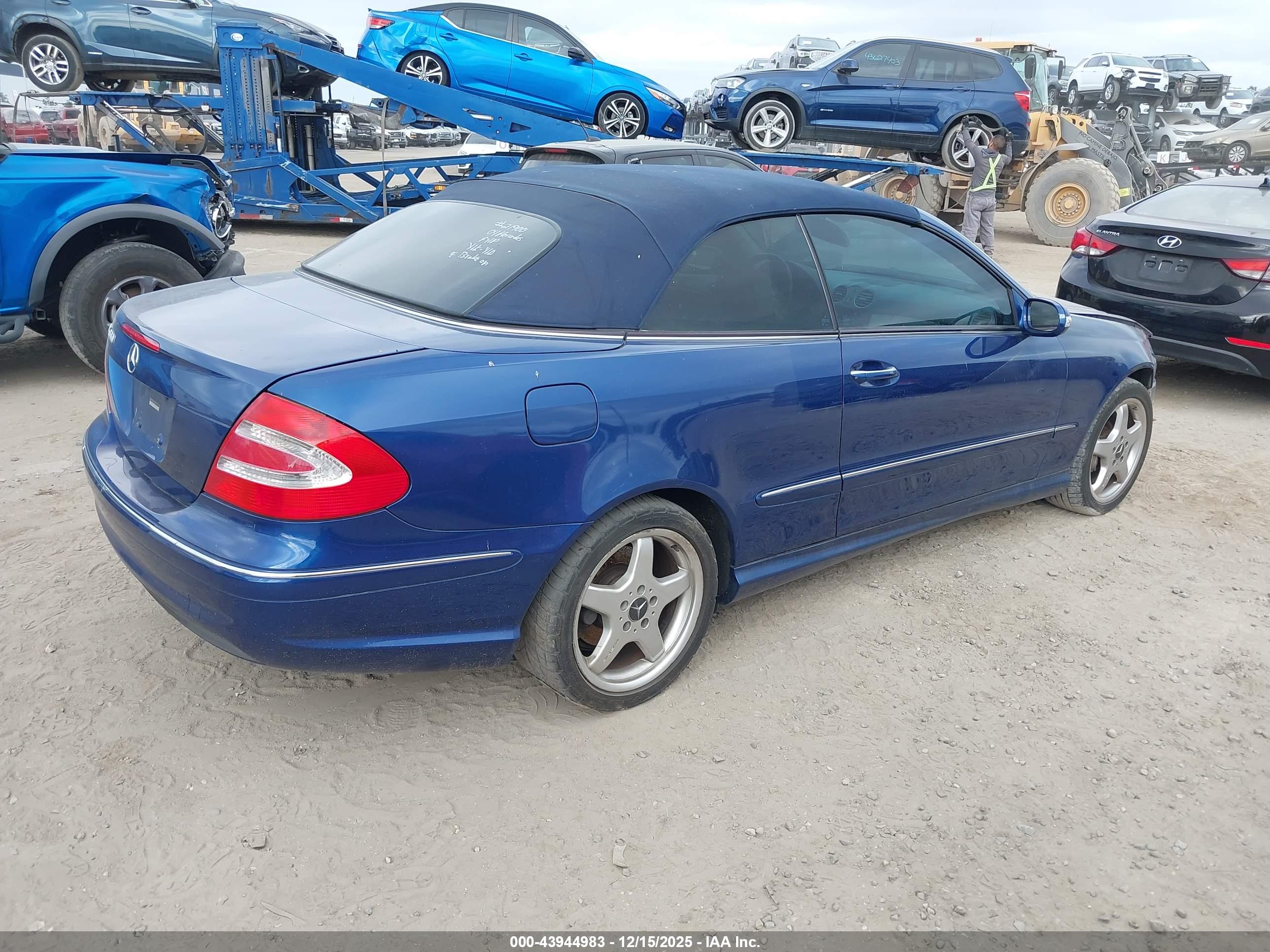 MERCEDES-BENZ CLK image 4