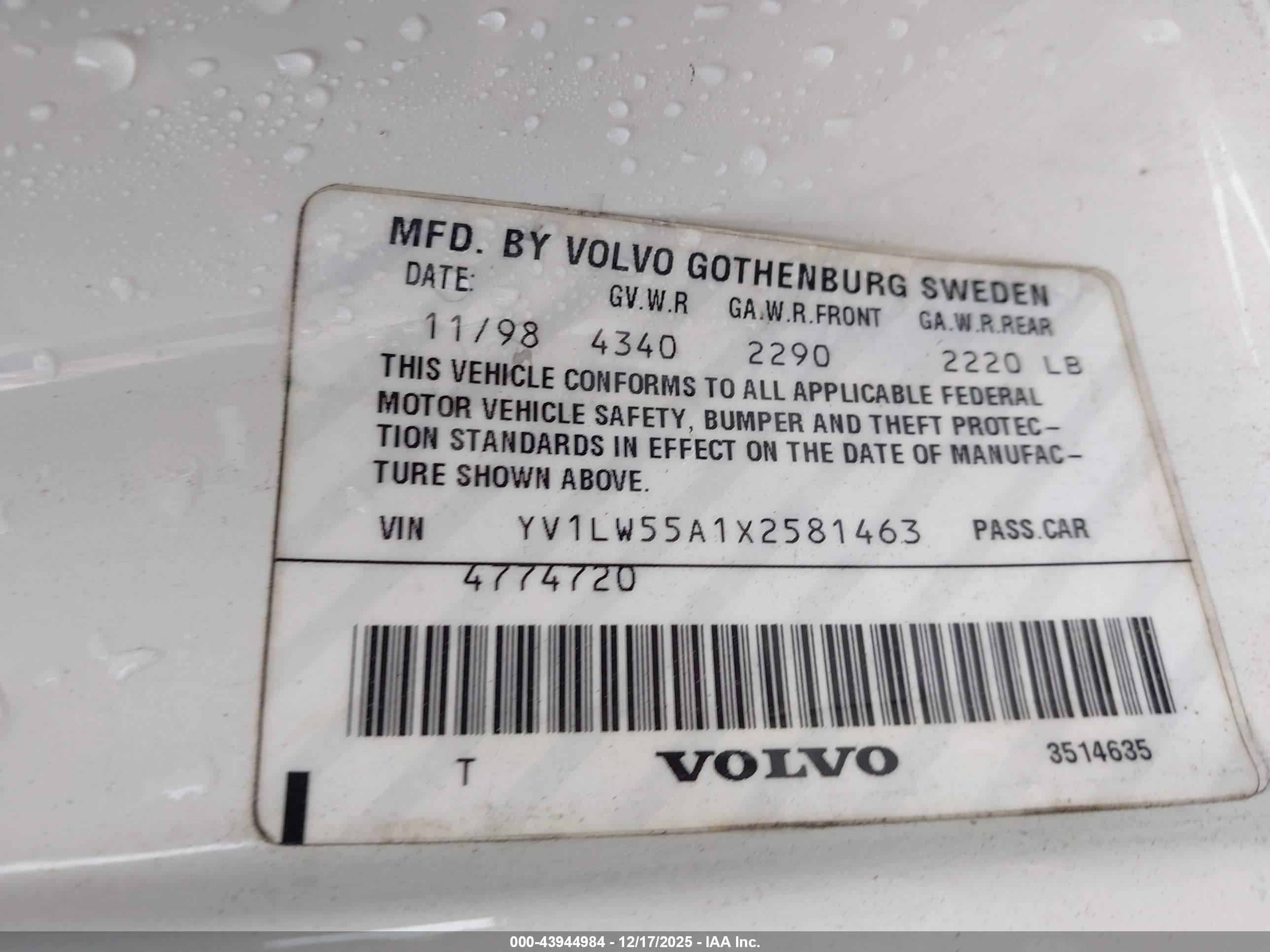 VOLVO V70 image 9