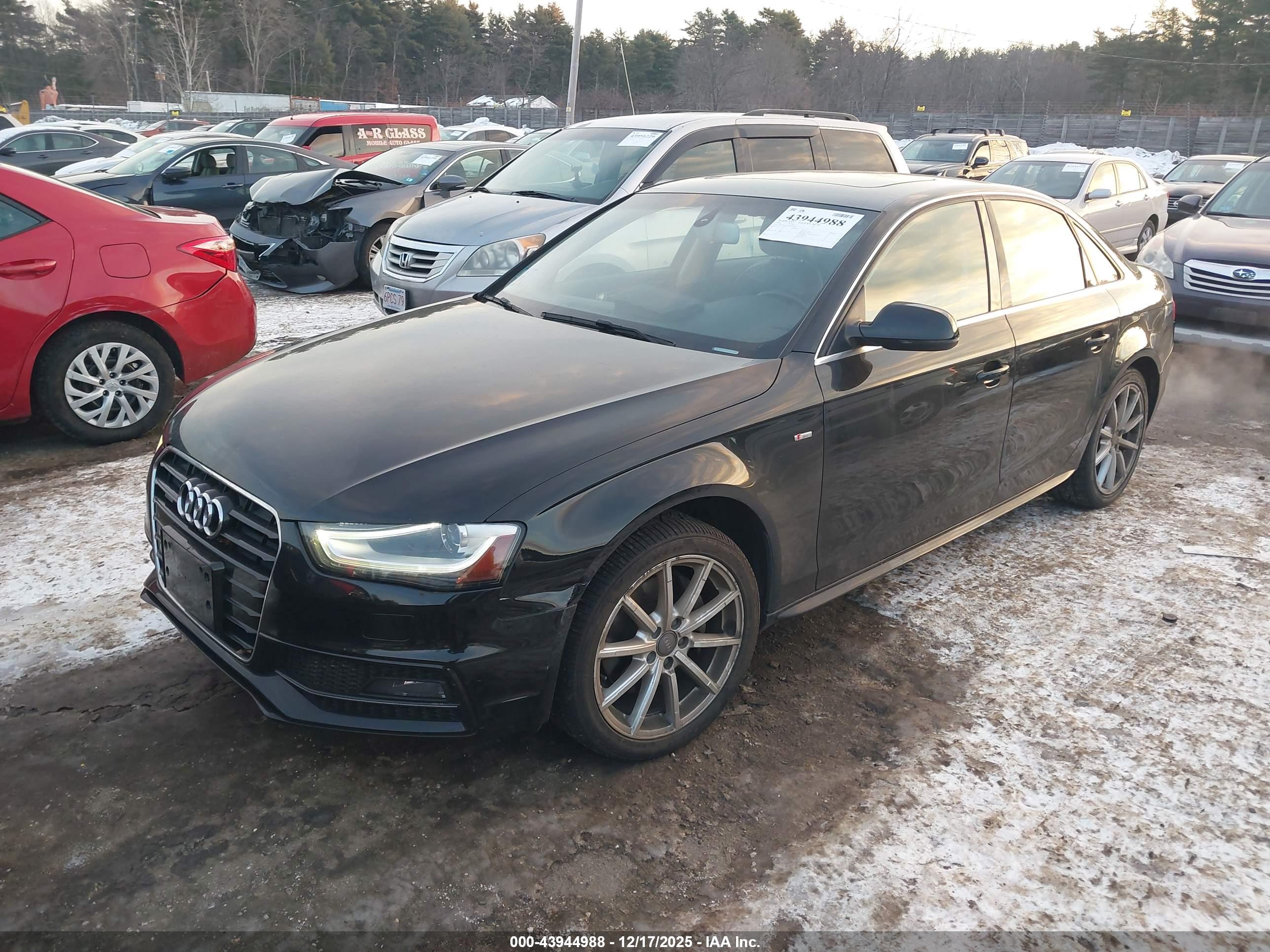 AUDI A4 image 2