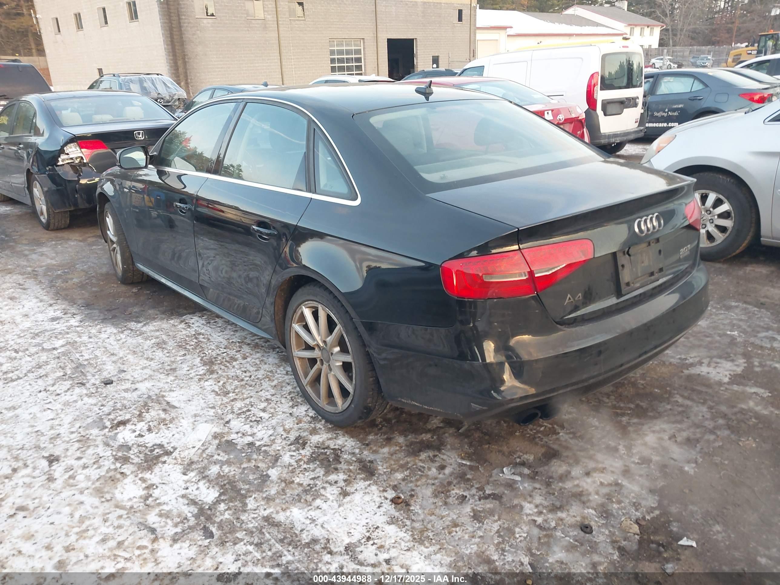 AUDI A4 image 3