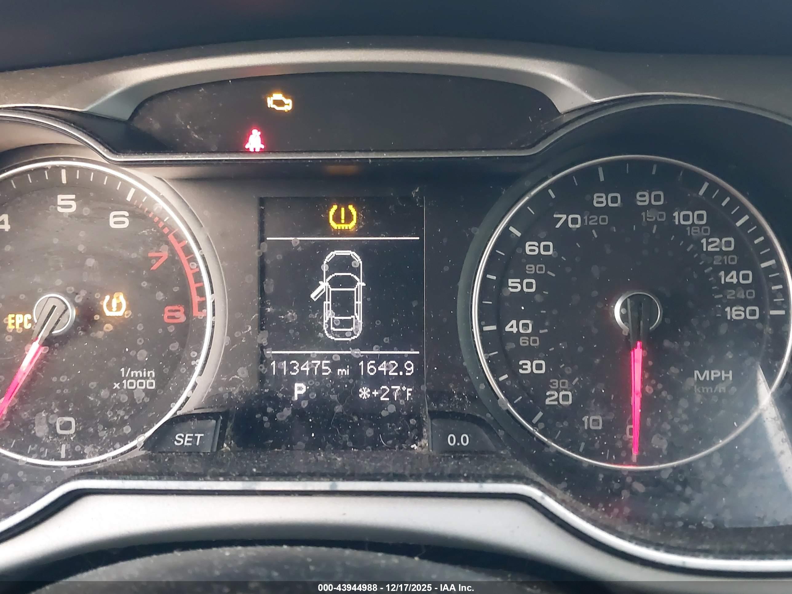 AUDI A4 image 7