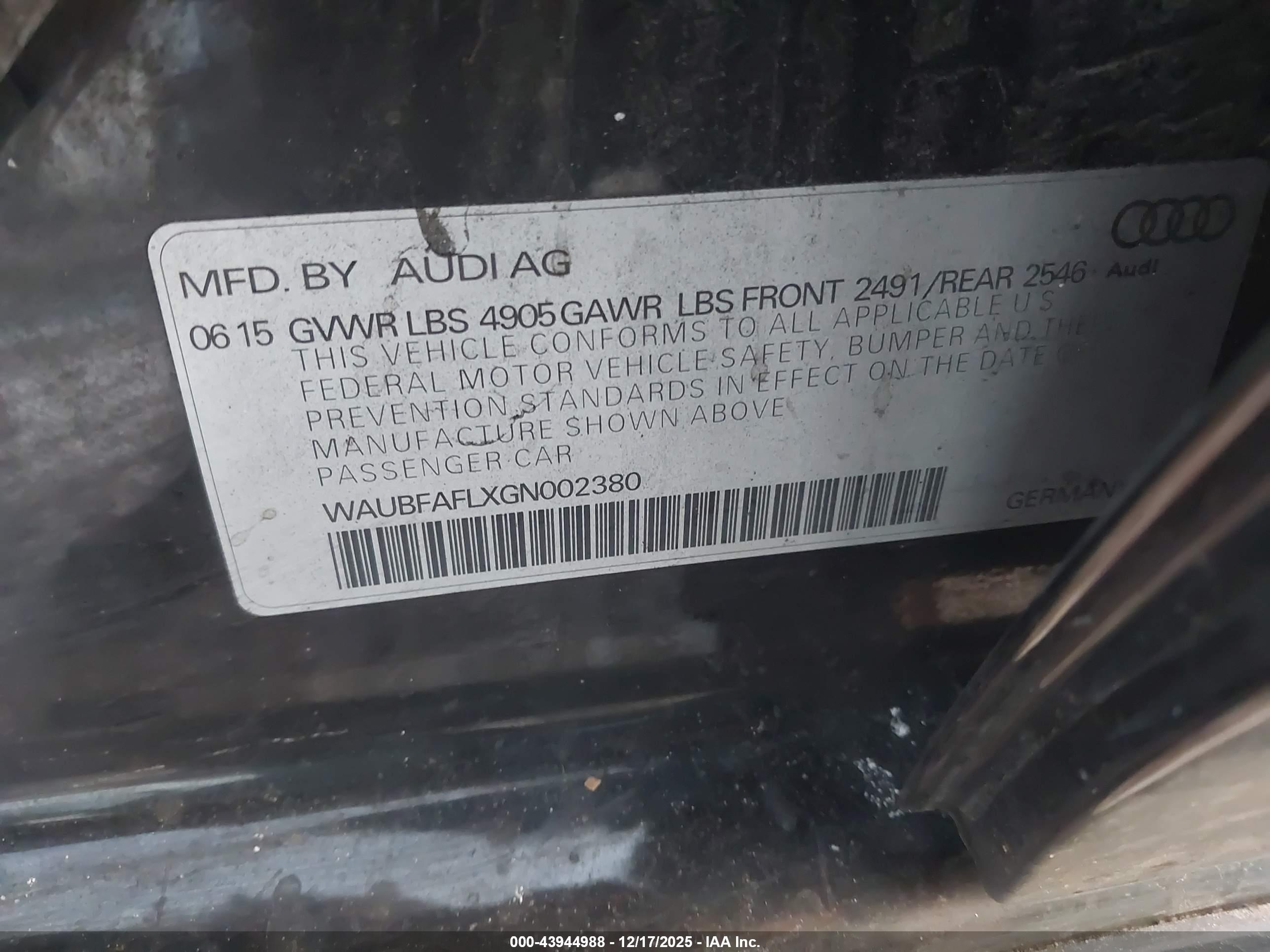 AUDI A4 image 9