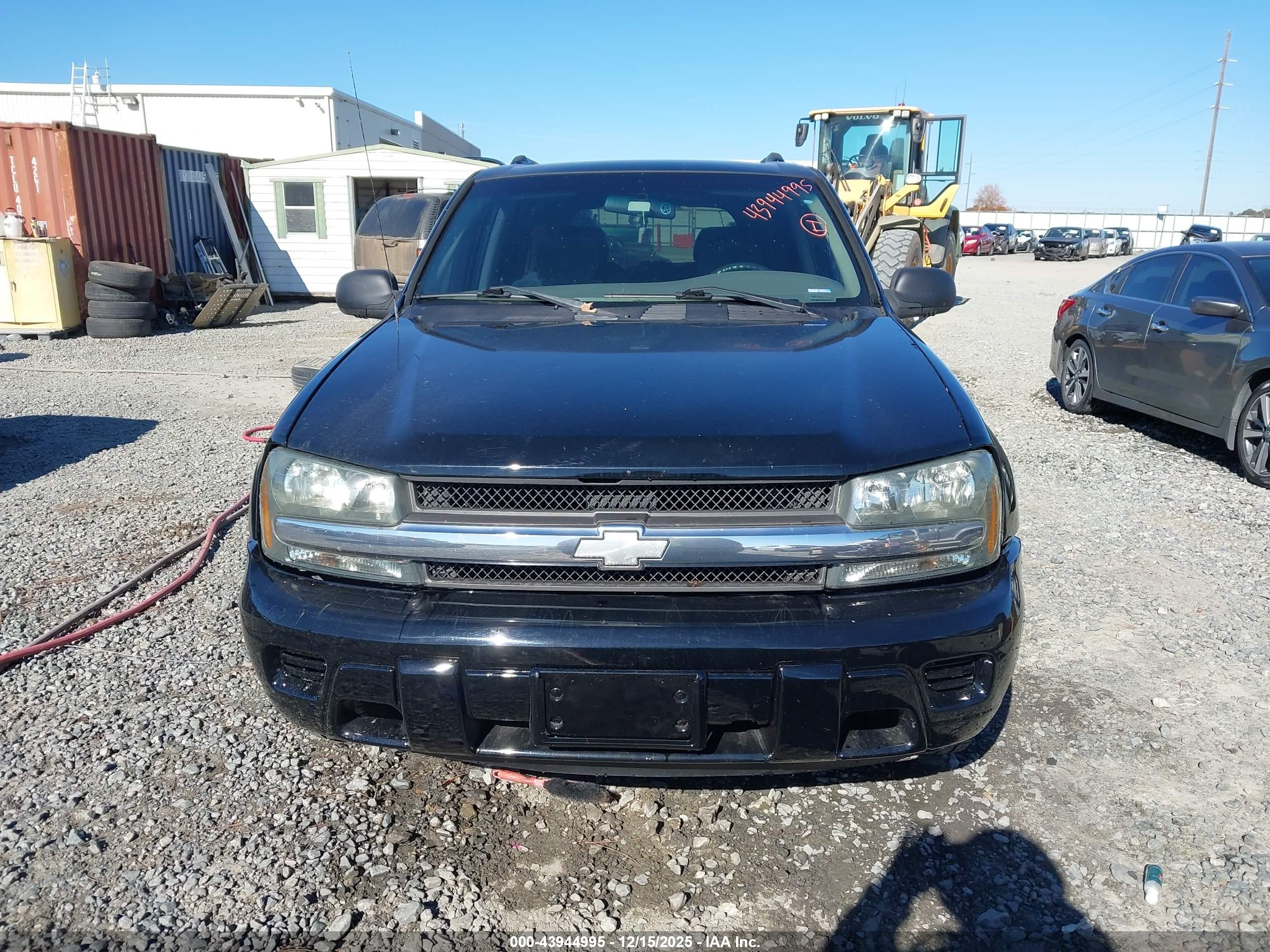 CHEVROLET TRAILBLAZER image 6