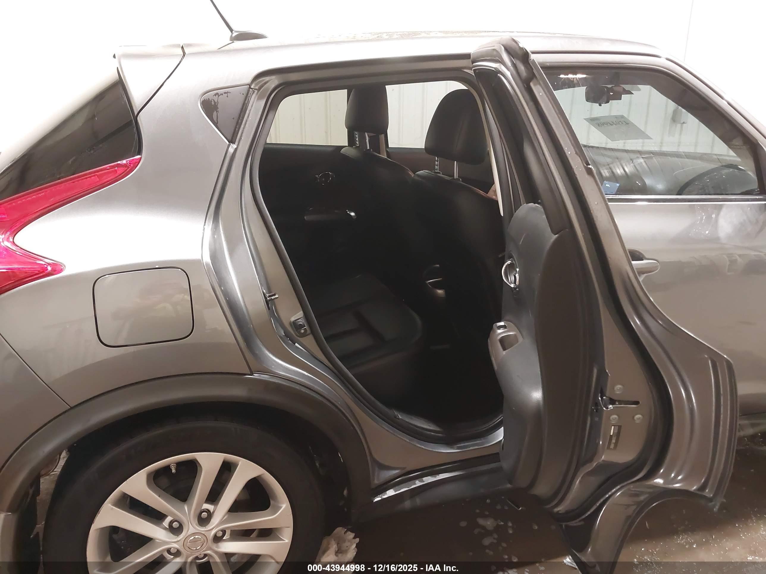 NISSAN JUKE image 8