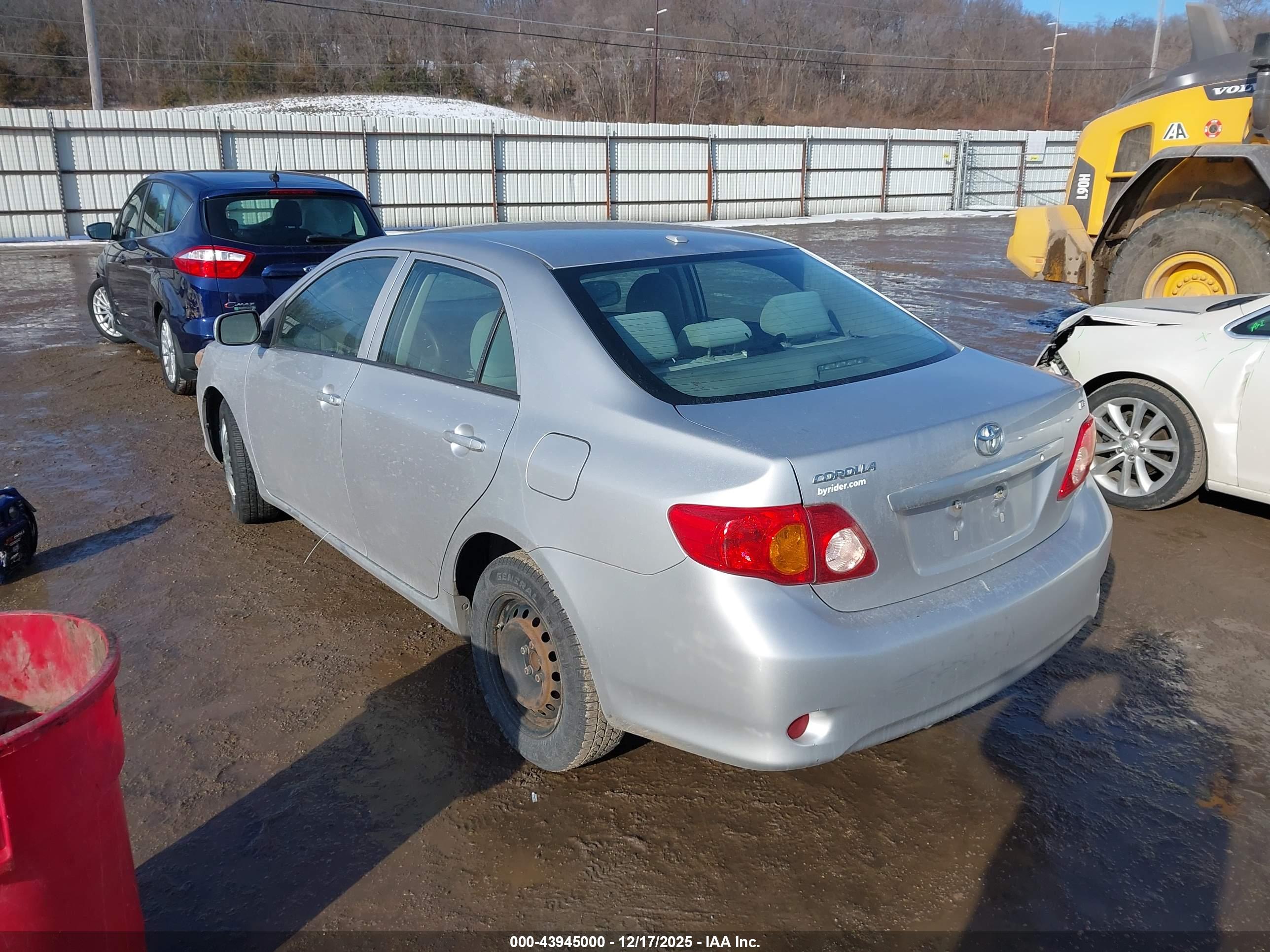 TOYOTA COROLLA image 3