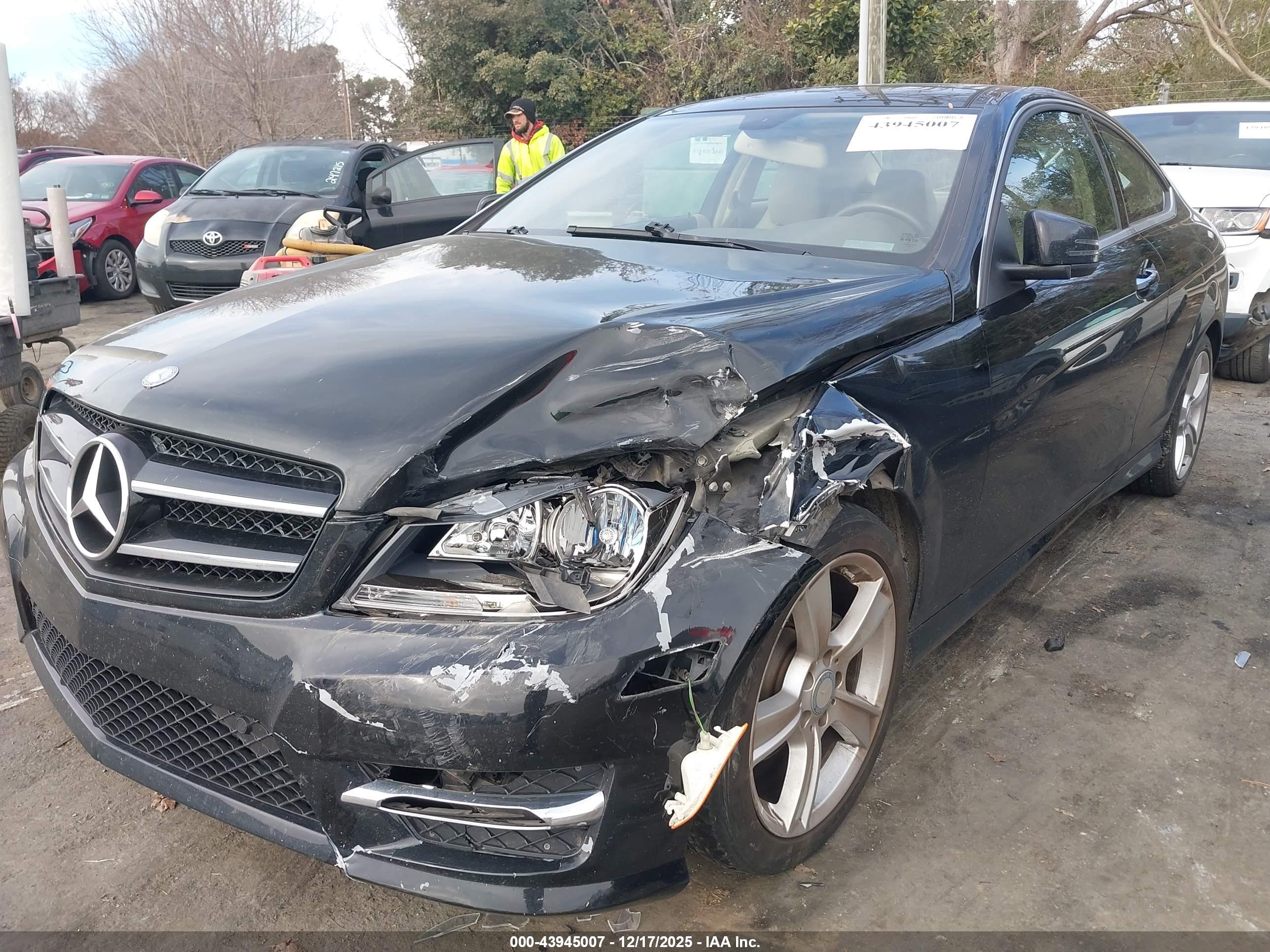 MERCEDES-BENZ C image 6