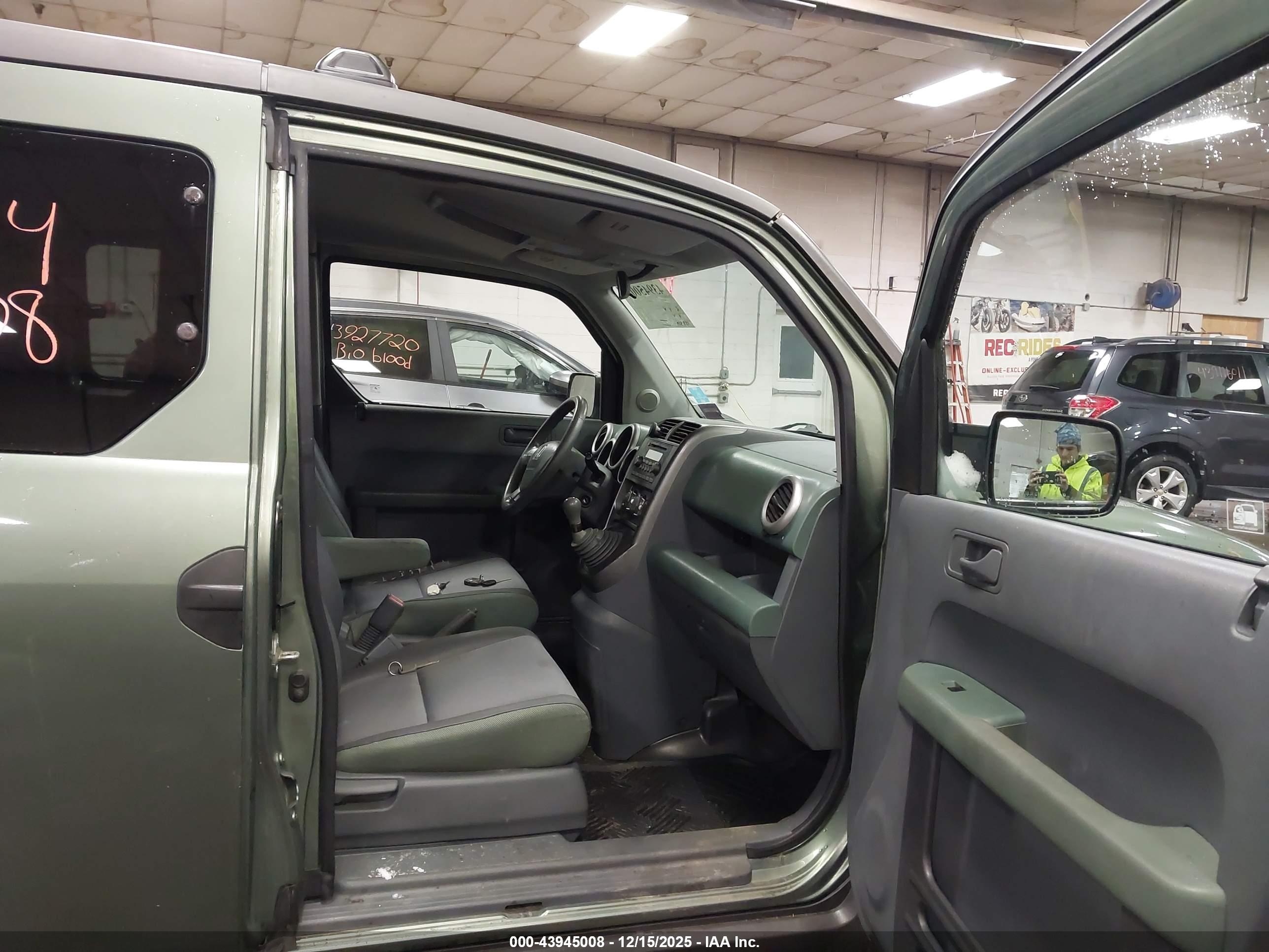 HONDA ELEMENT image 5