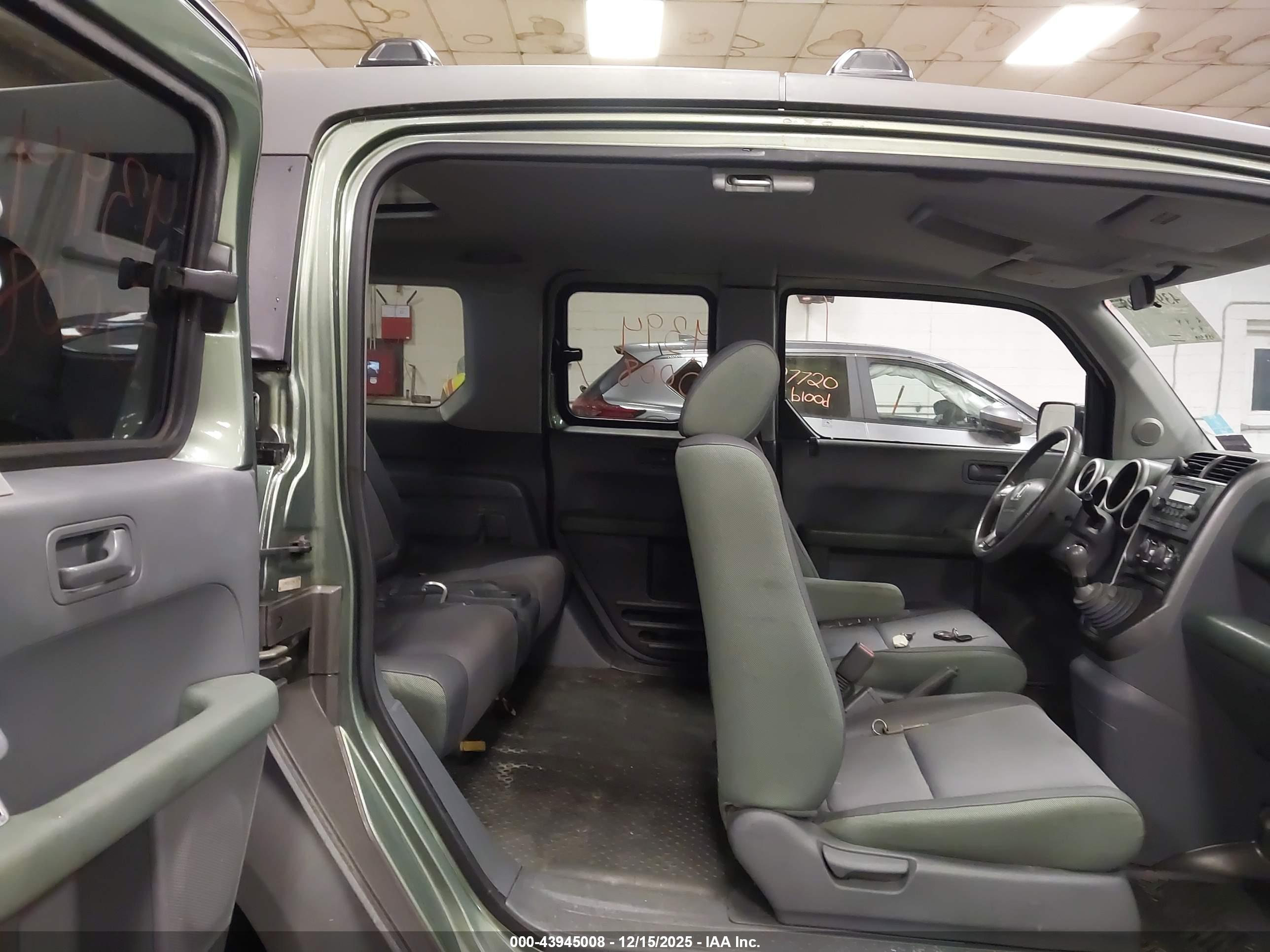 HONDA ELEMENT image 8