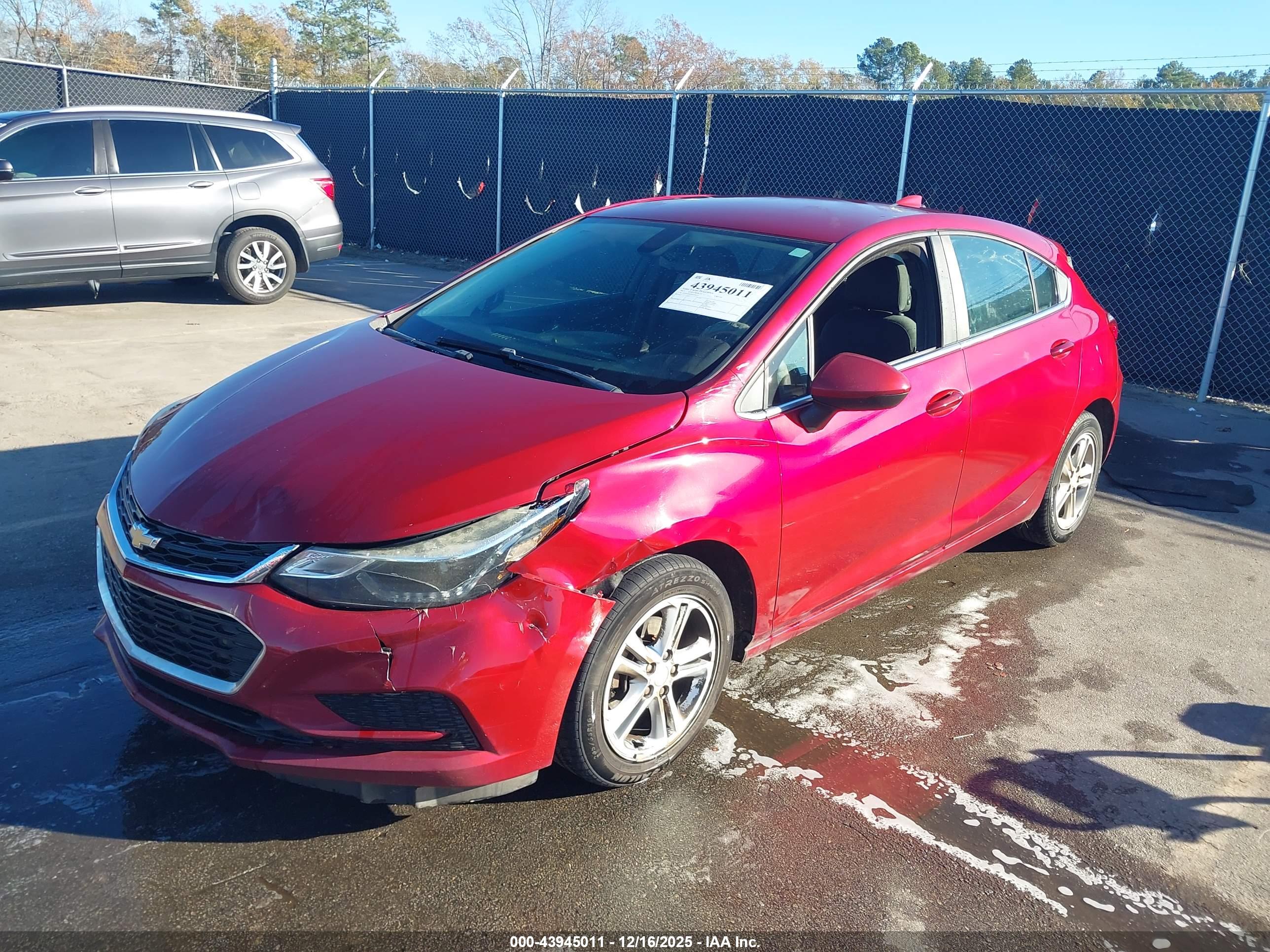 CHEVROLET CRUZE image 2