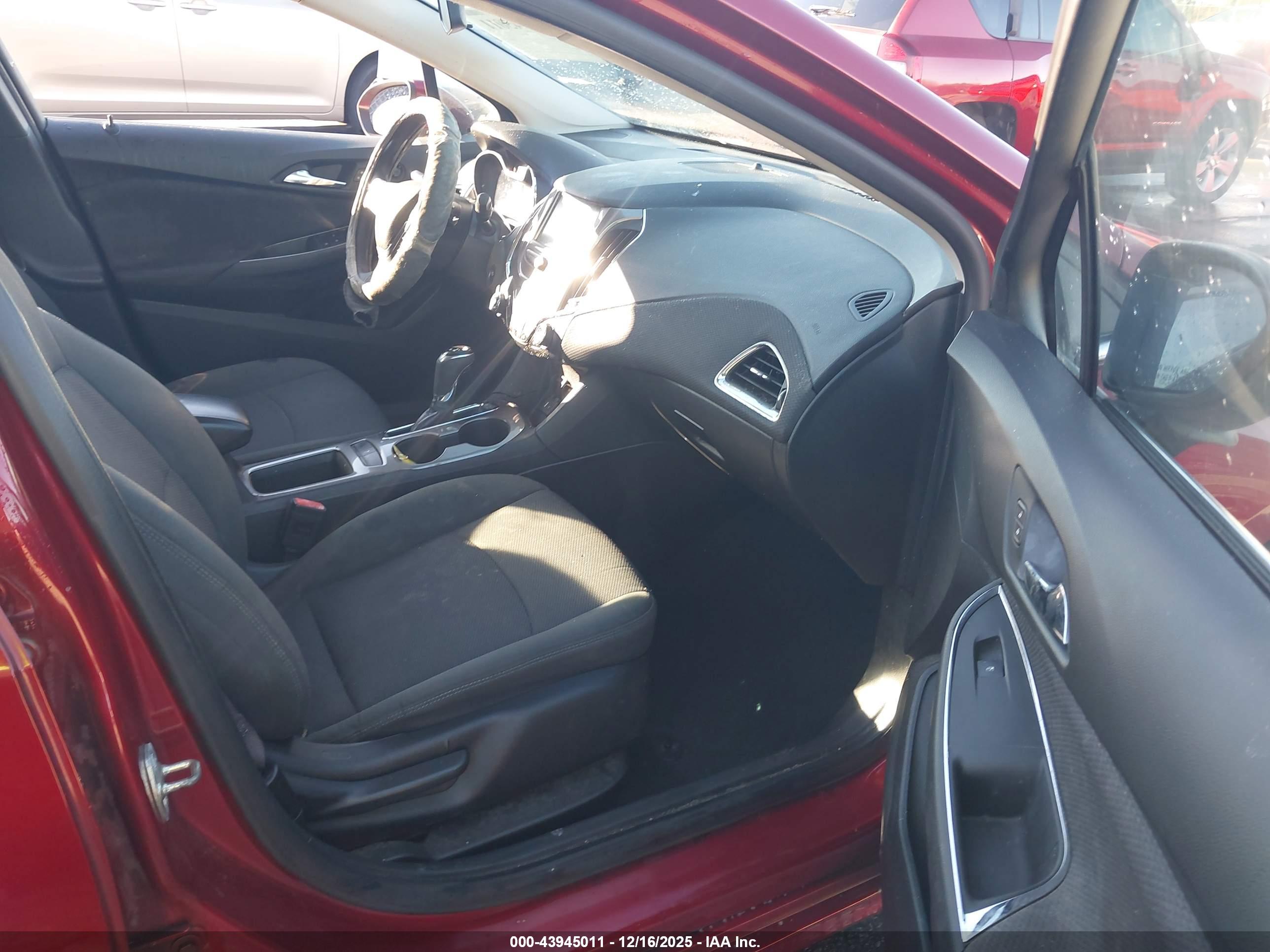 CHEVROLET CRUZE image 5