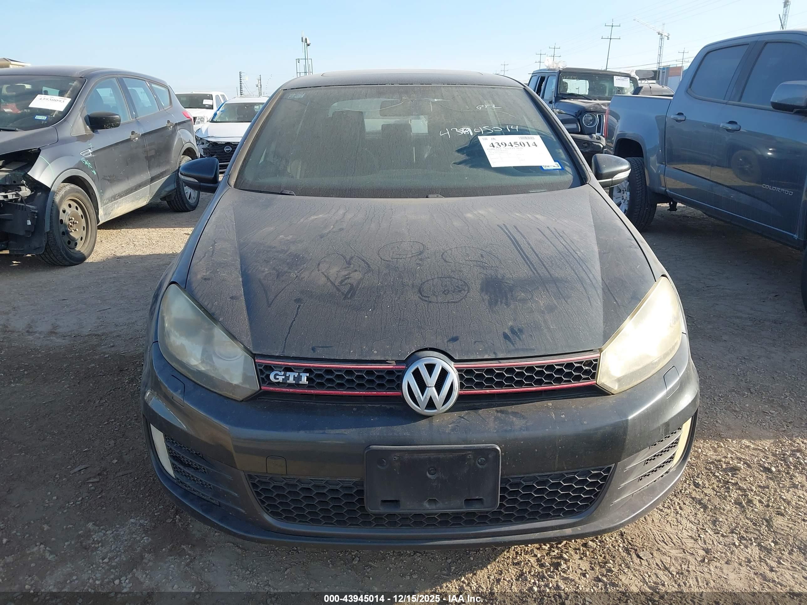 VOLKSWAGEN GTI image 6