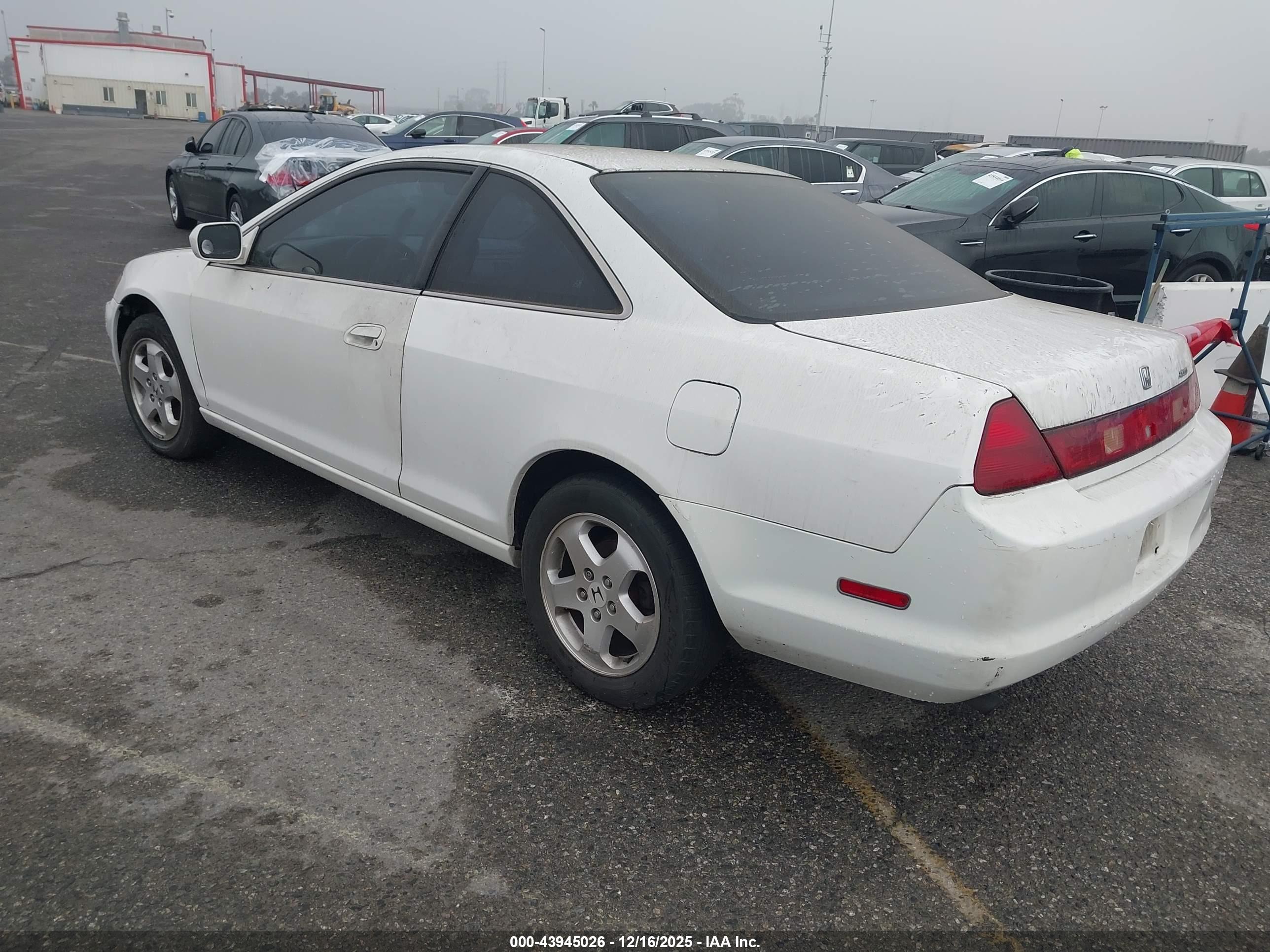 HONDA ACCORD image 3