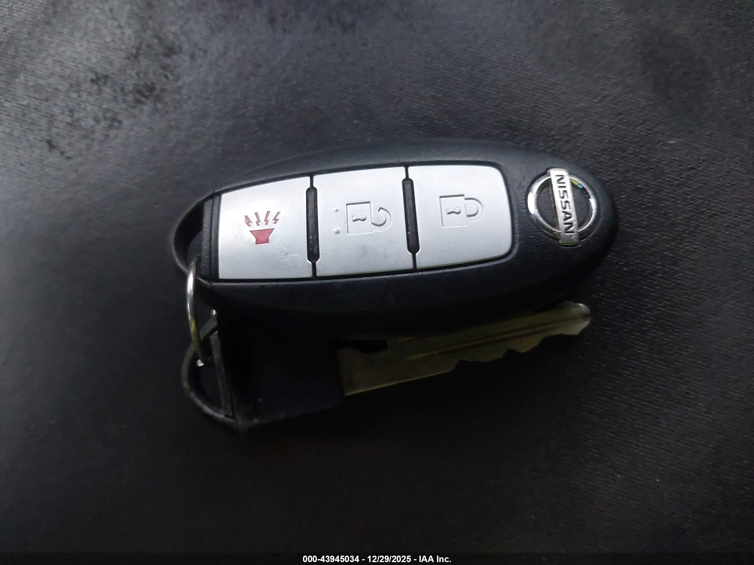 NISSAN PATHFINDER image 11