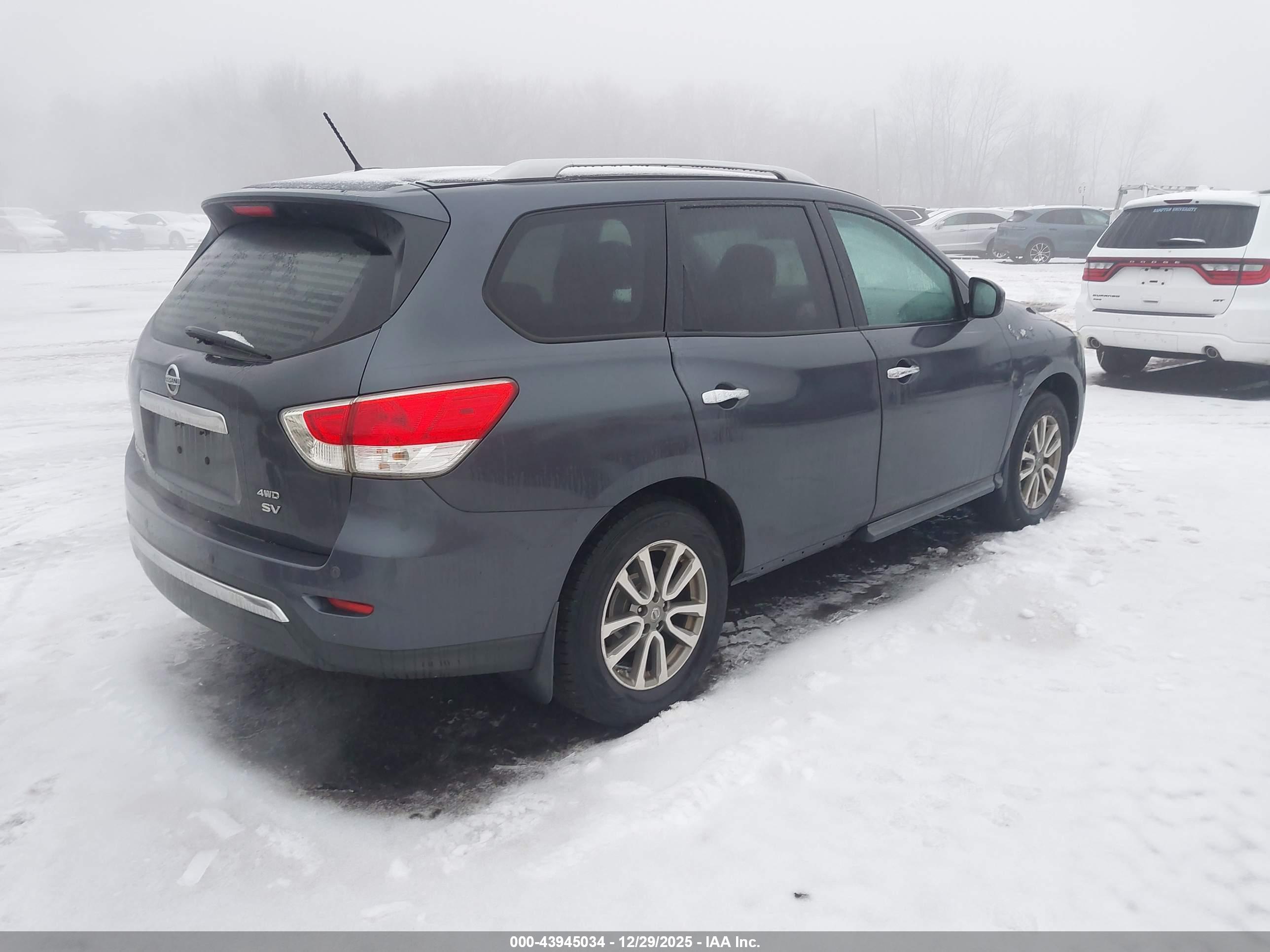 NISSAN PATHFINDER image 4