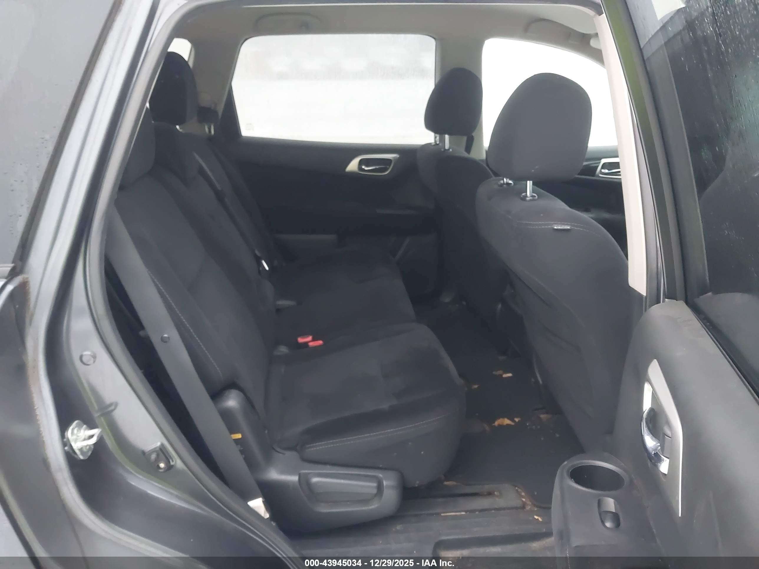 NISSAN PATHFINDER image 8
