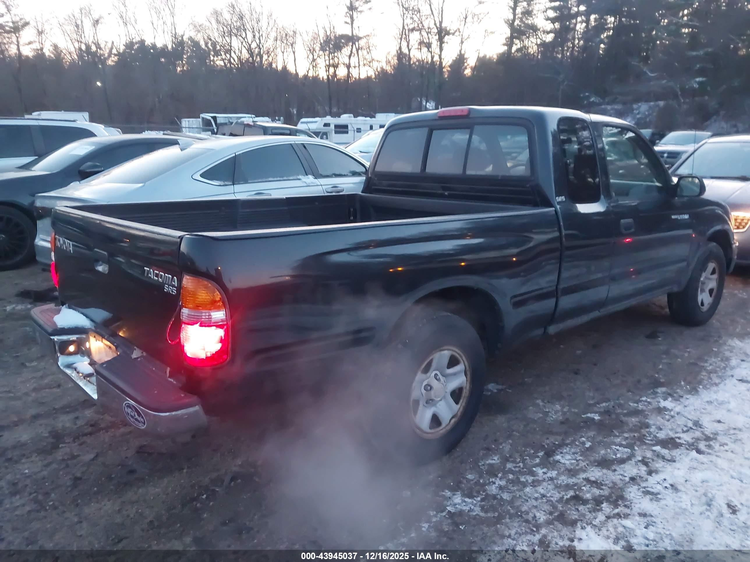 TOYOTA TACOMA image 4