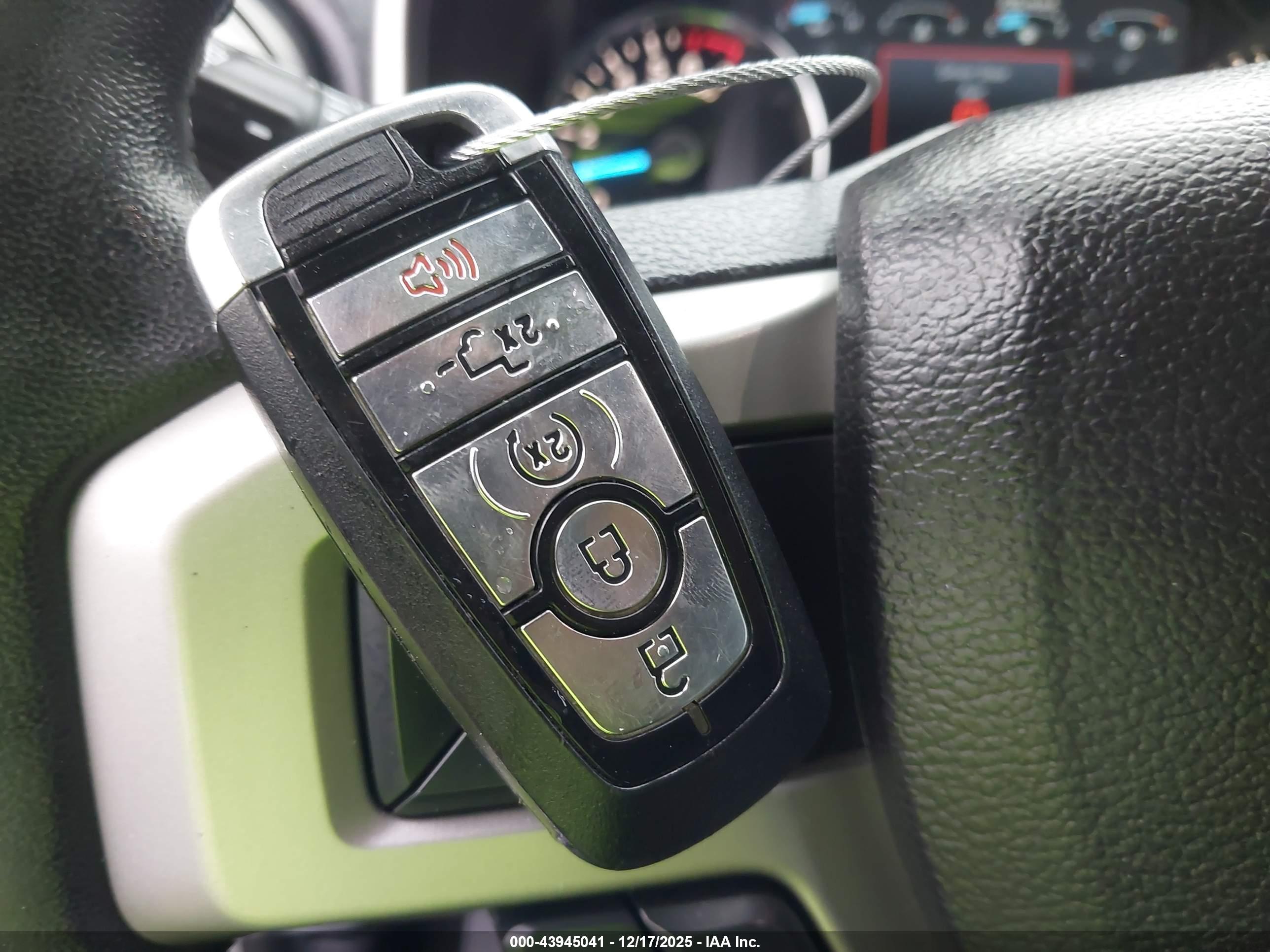 FORD F-150 image 11