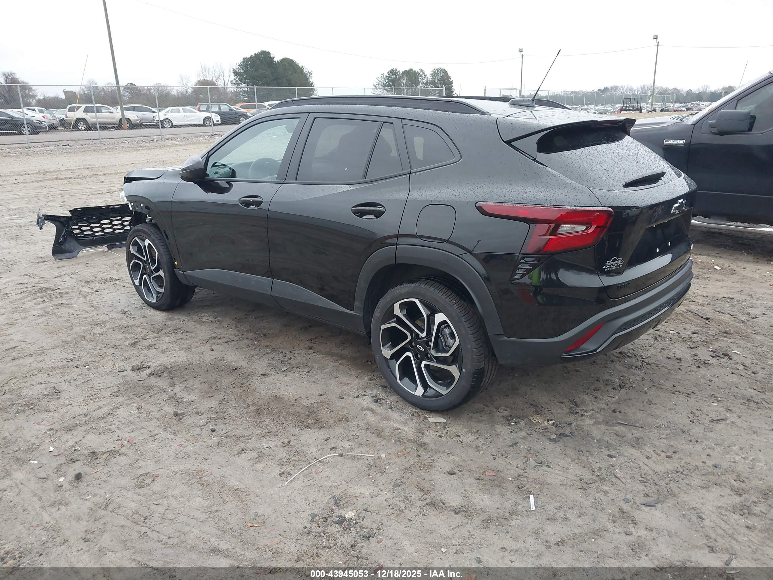 CHEVROLET TRAX image 3