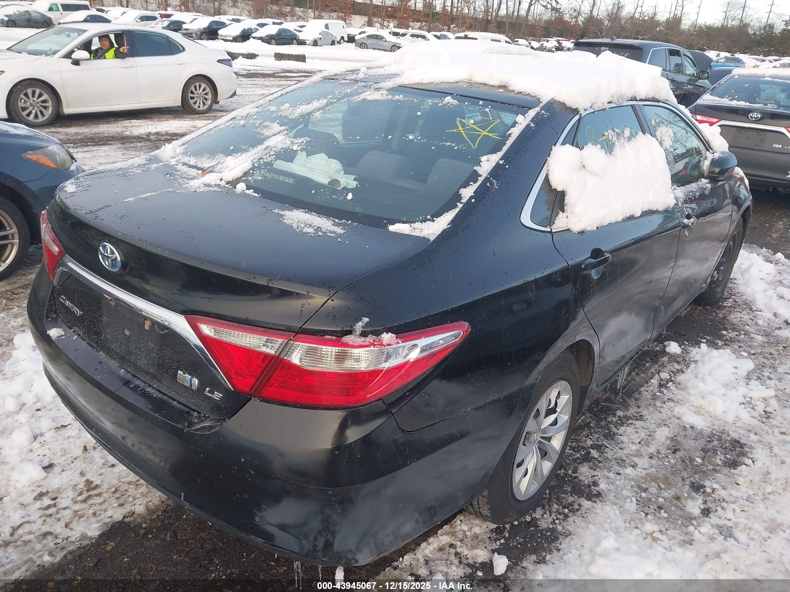 TOYOTA CAMRY image 4
