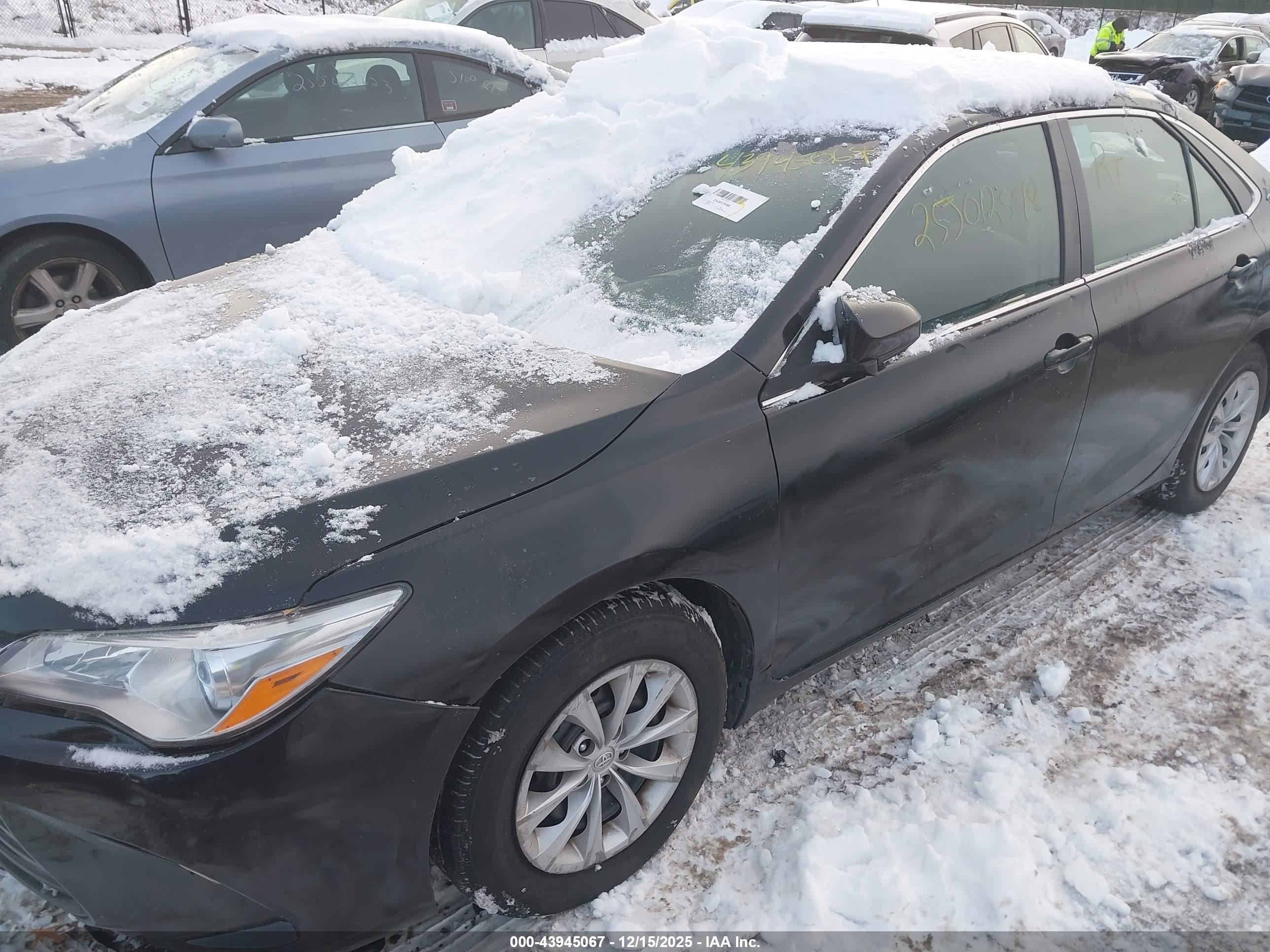TOYOTA CAMRY image 6