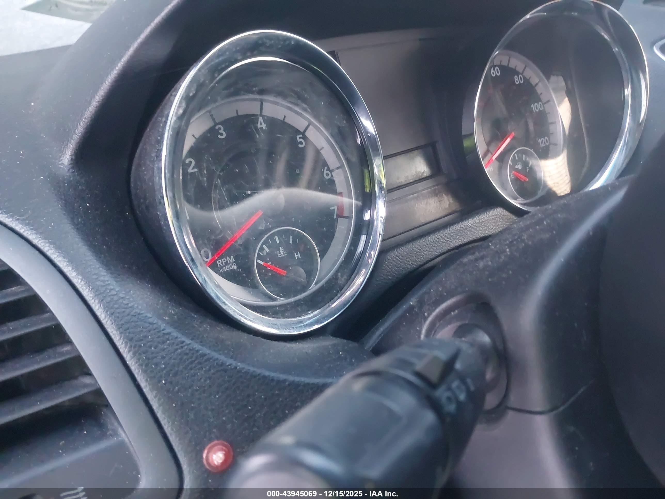 DODGE GRAND image 7