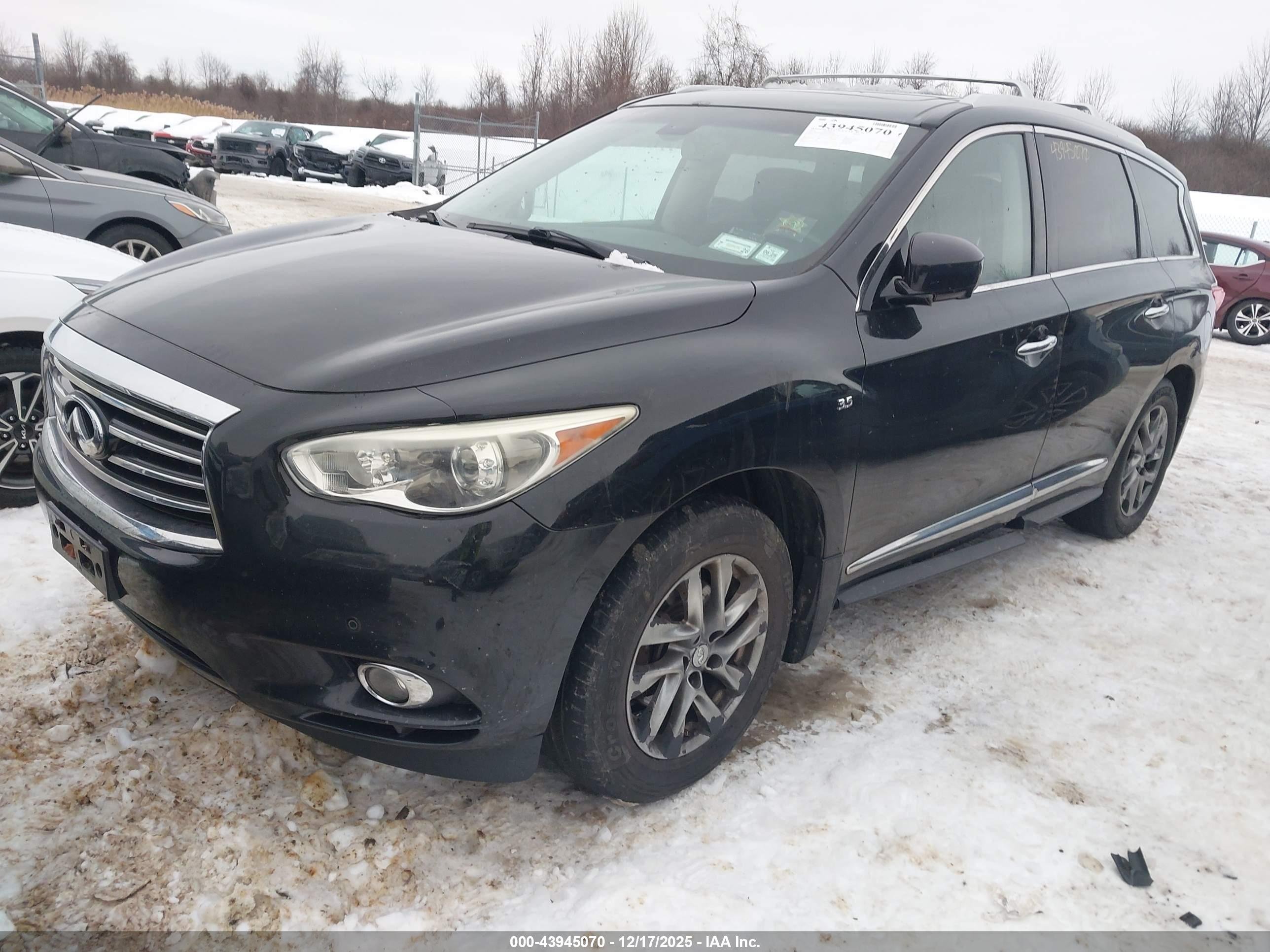 INFINITI QX60 image 2