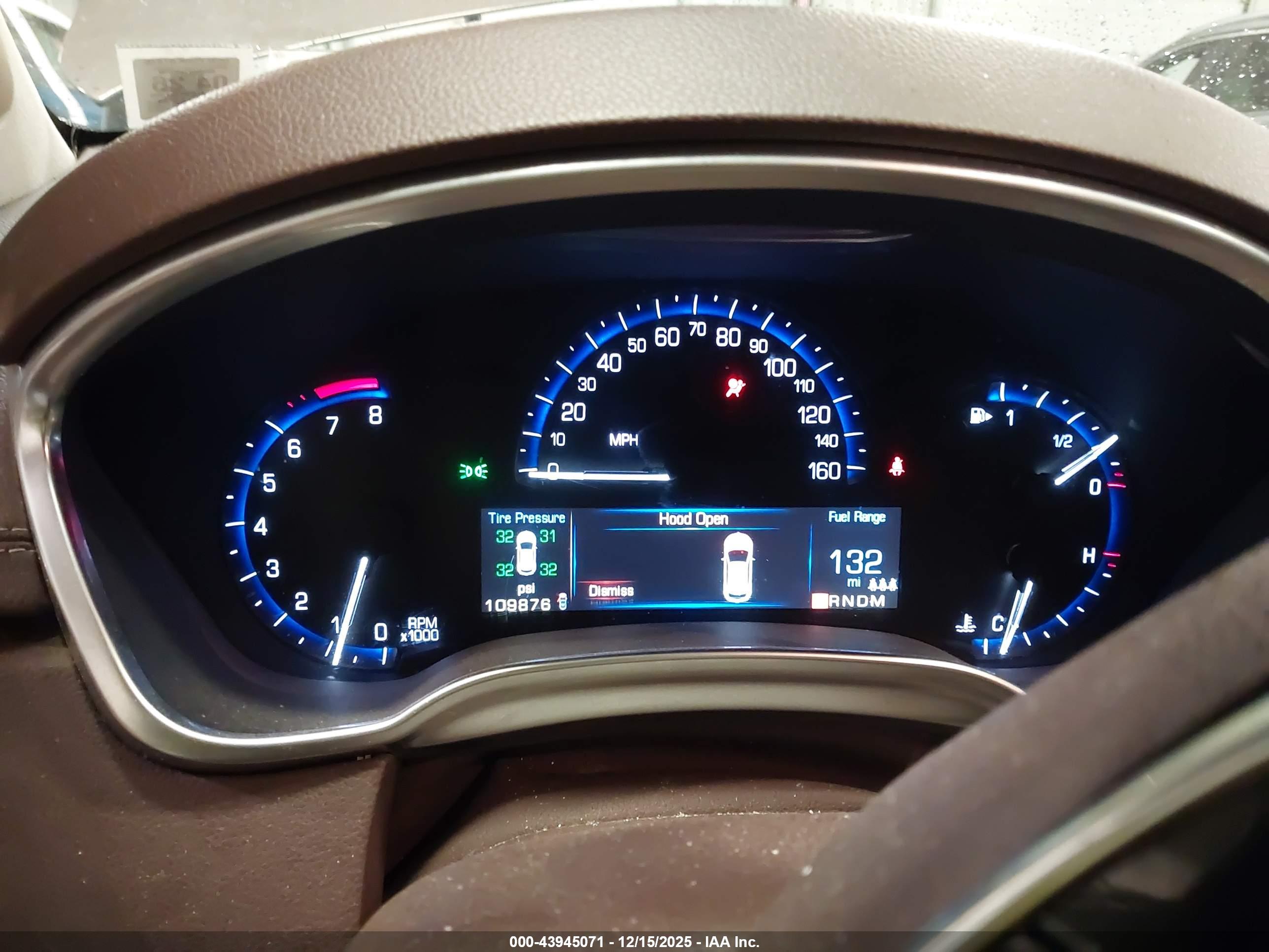CADILLAC SRX image 7