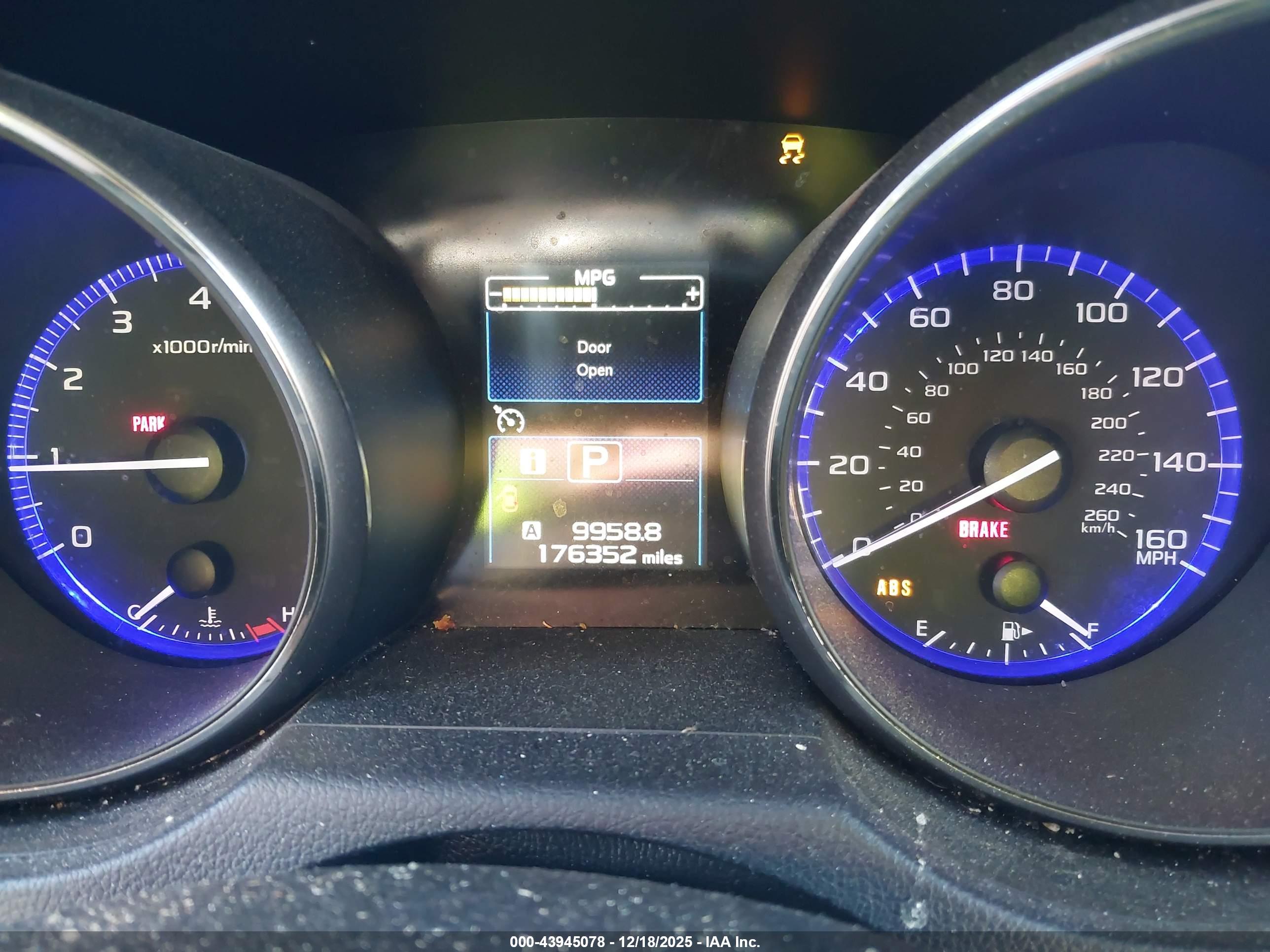 SUBARU LEGACY image 7