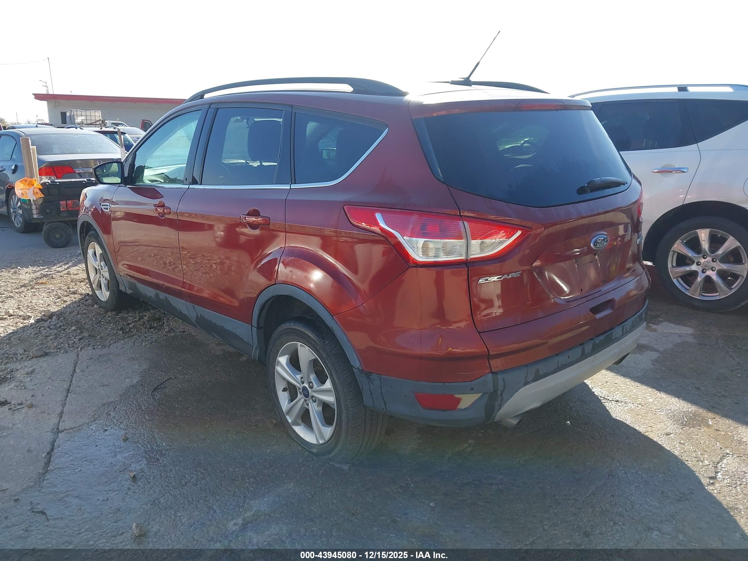 FORD ESCAPE image 3