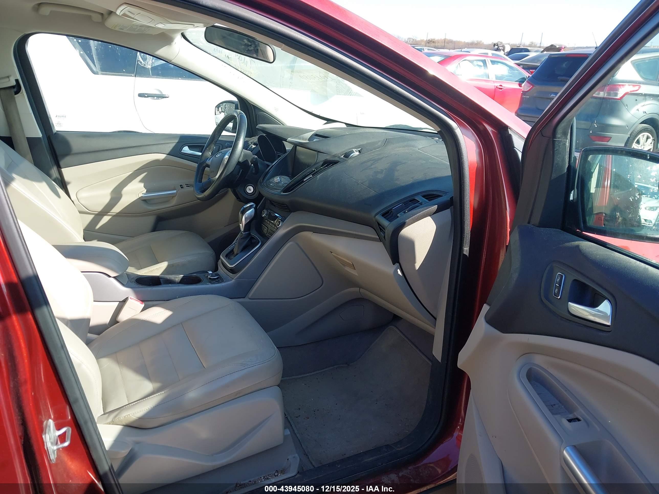 FORD ESCAPE image 5