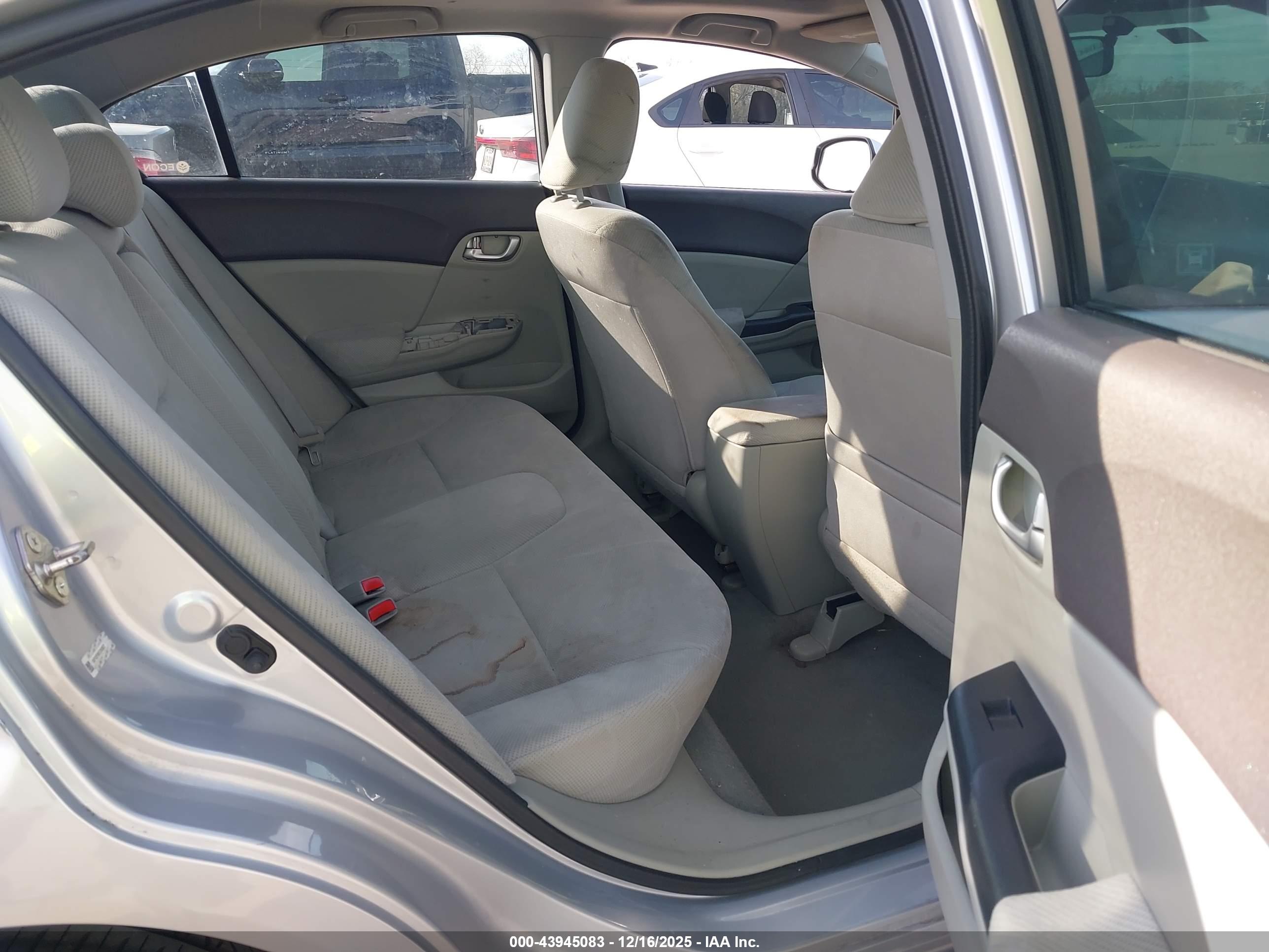 HONDA CIVIC image 8